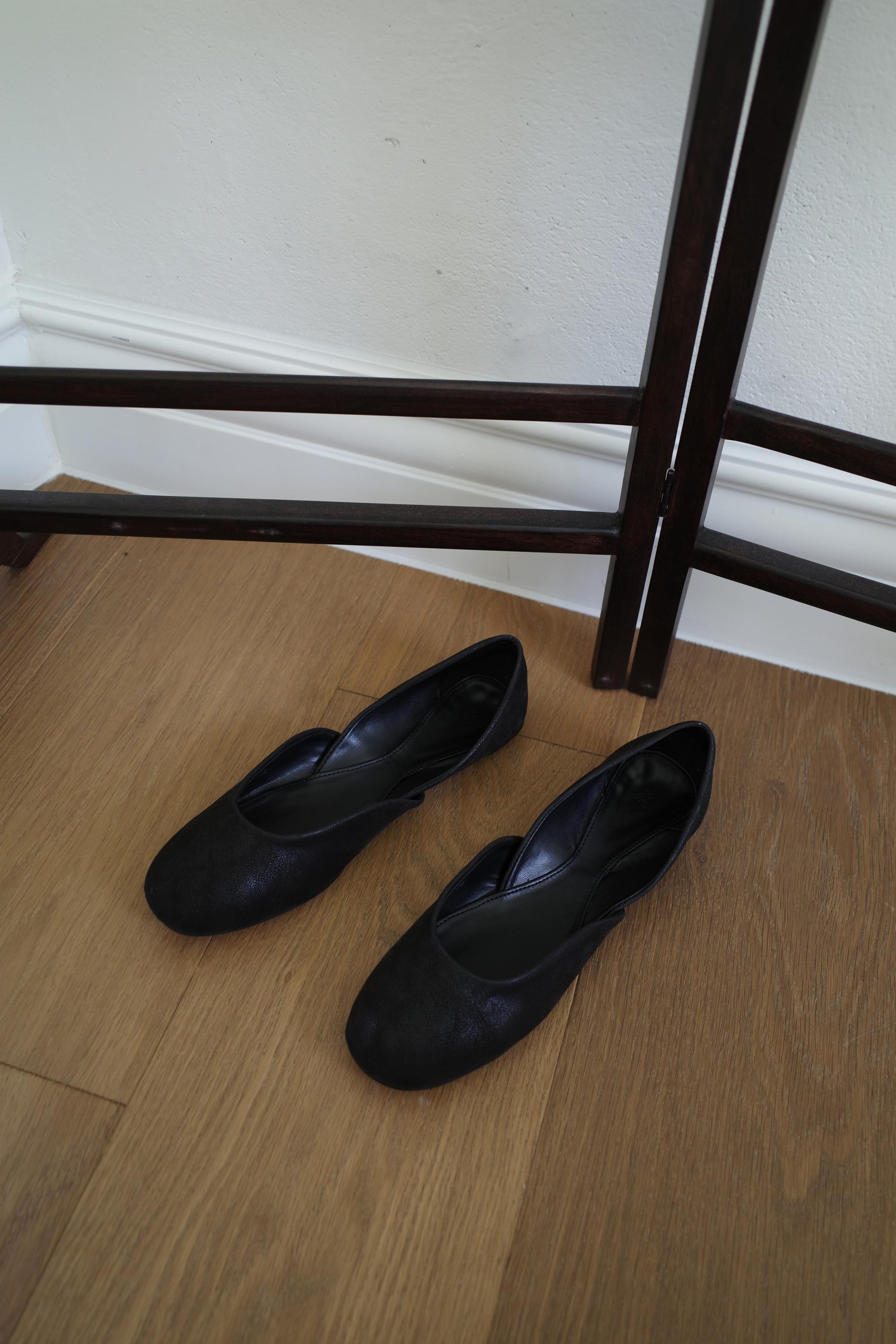 Bird flat shoes
