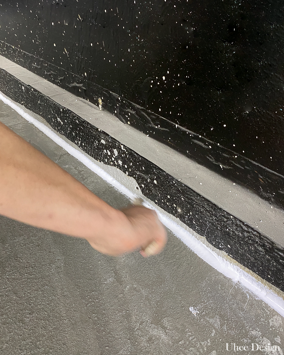 상업 주방 방수 공사 실리콘 밀봉 작업 현장