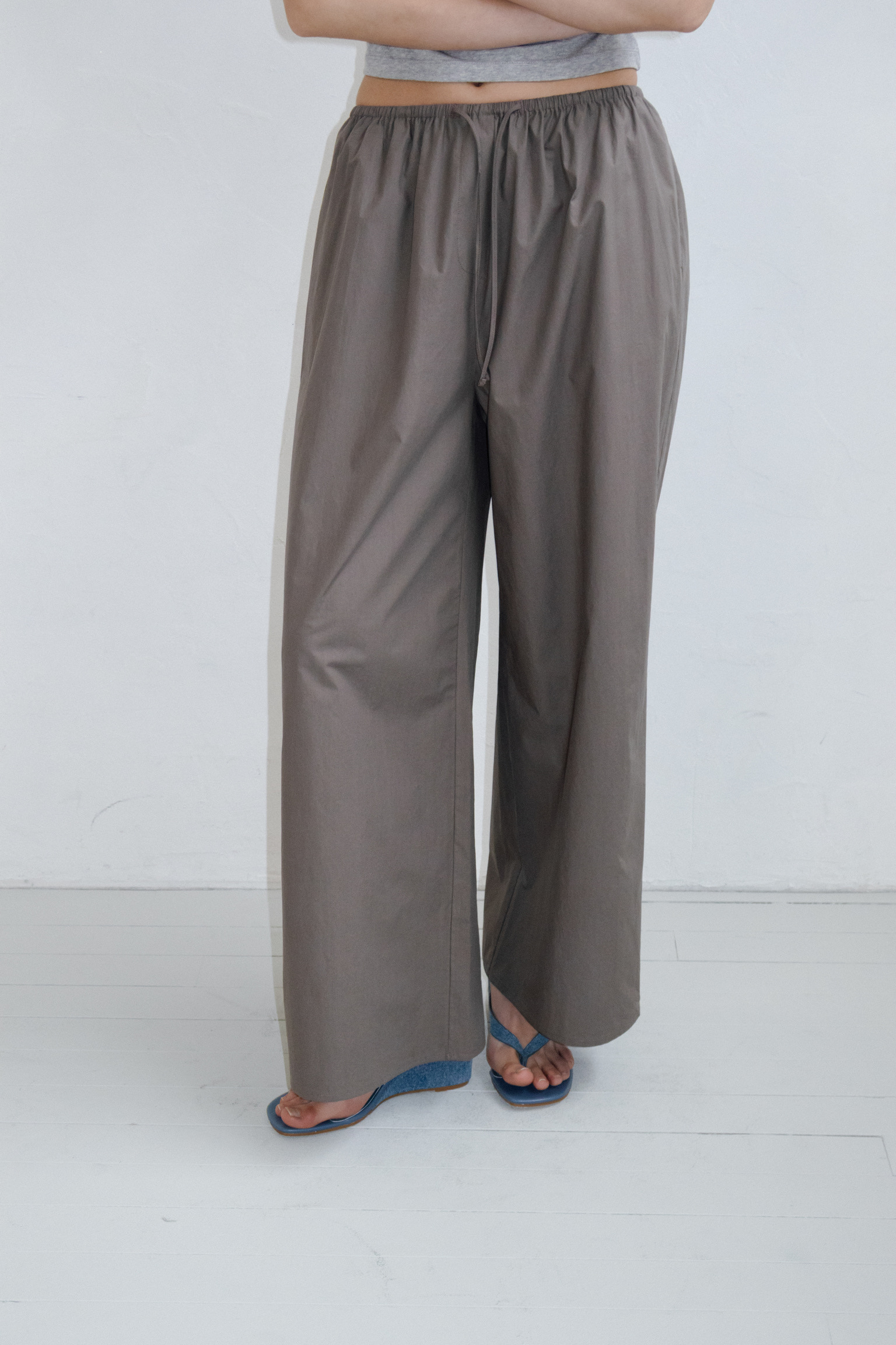 Lightly Cotton Pants · Brown