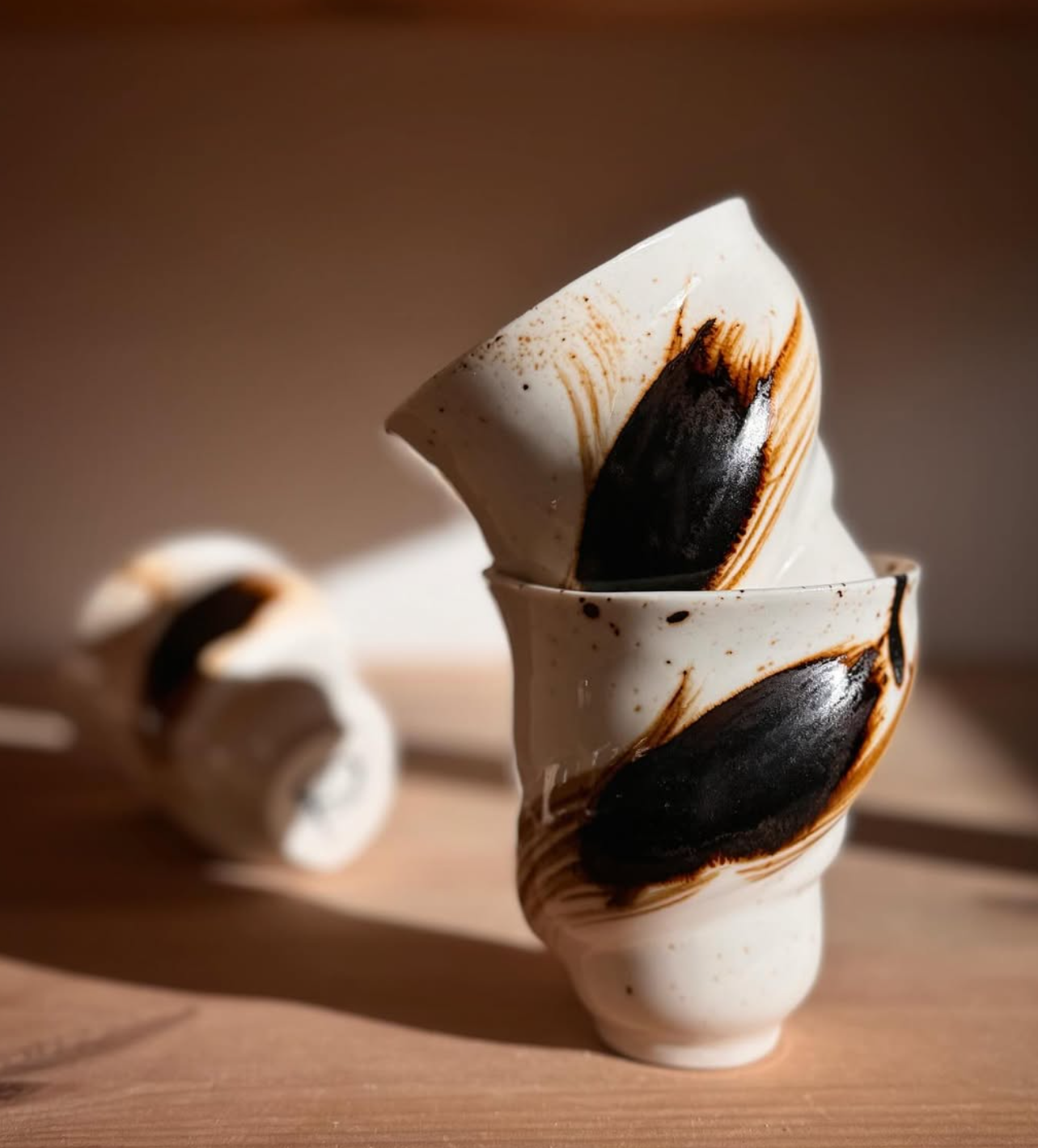 Black sun cup