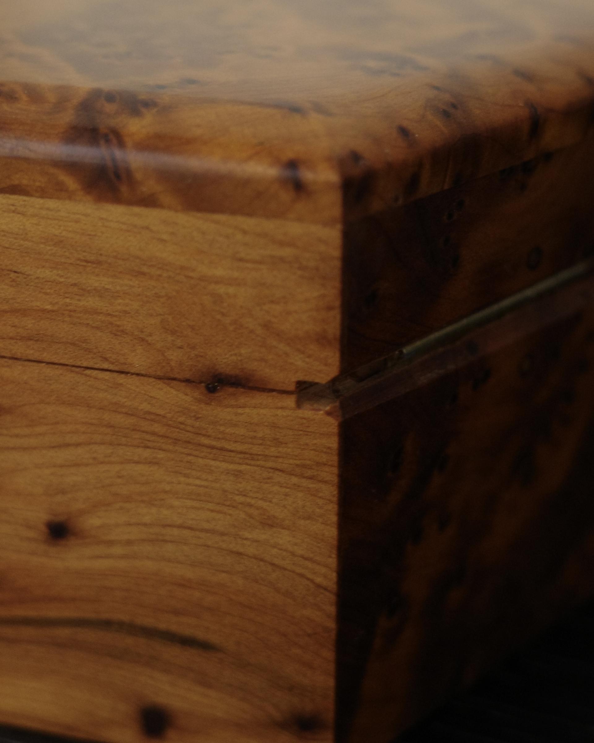 Thuya Burl Wood Box · Hexagon