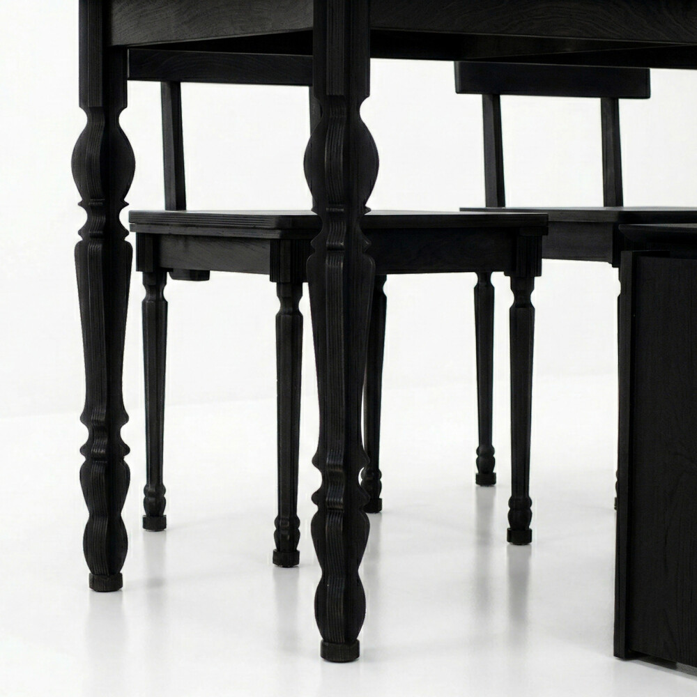 Edge Roguro Table