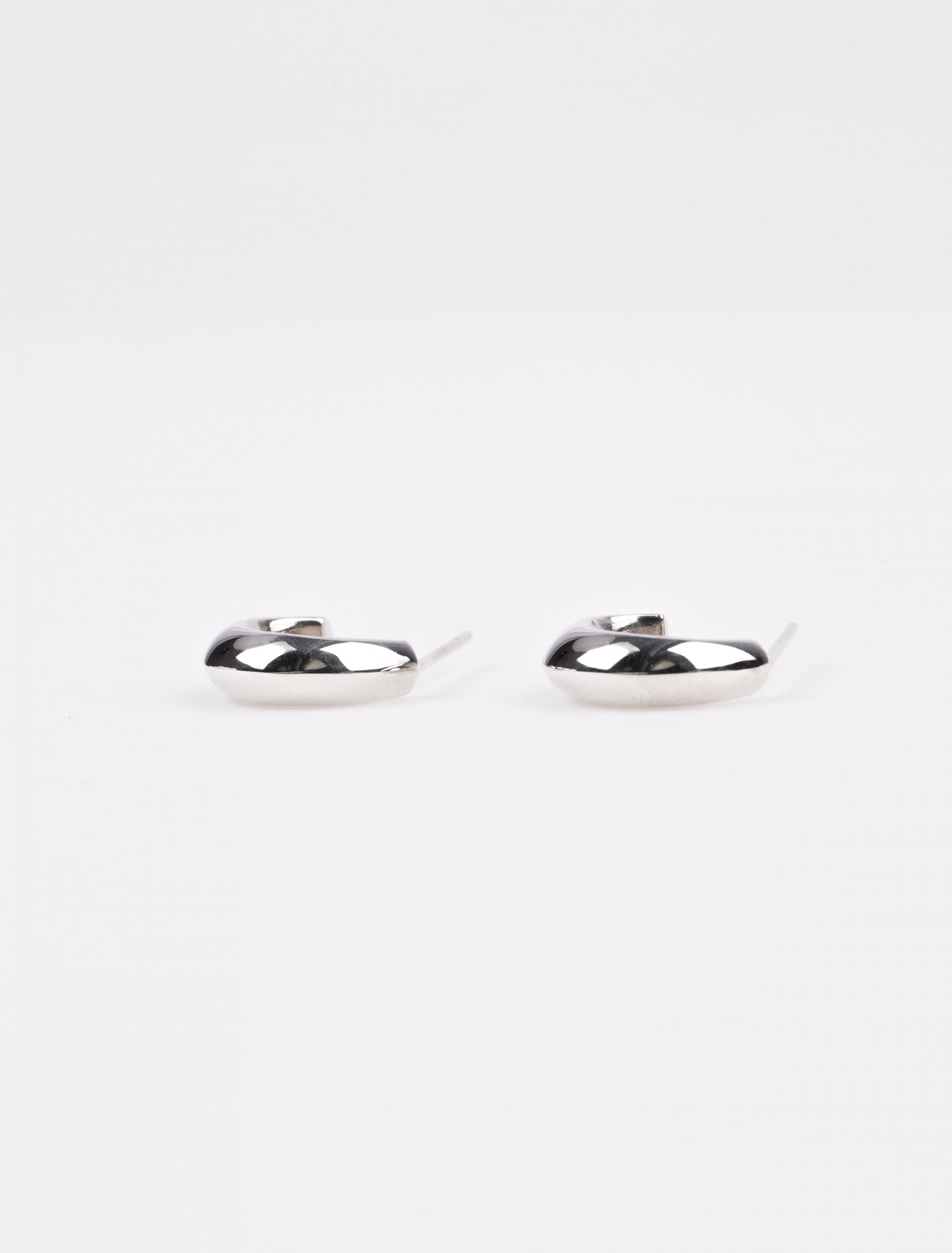 Tiny Rom Hoops
