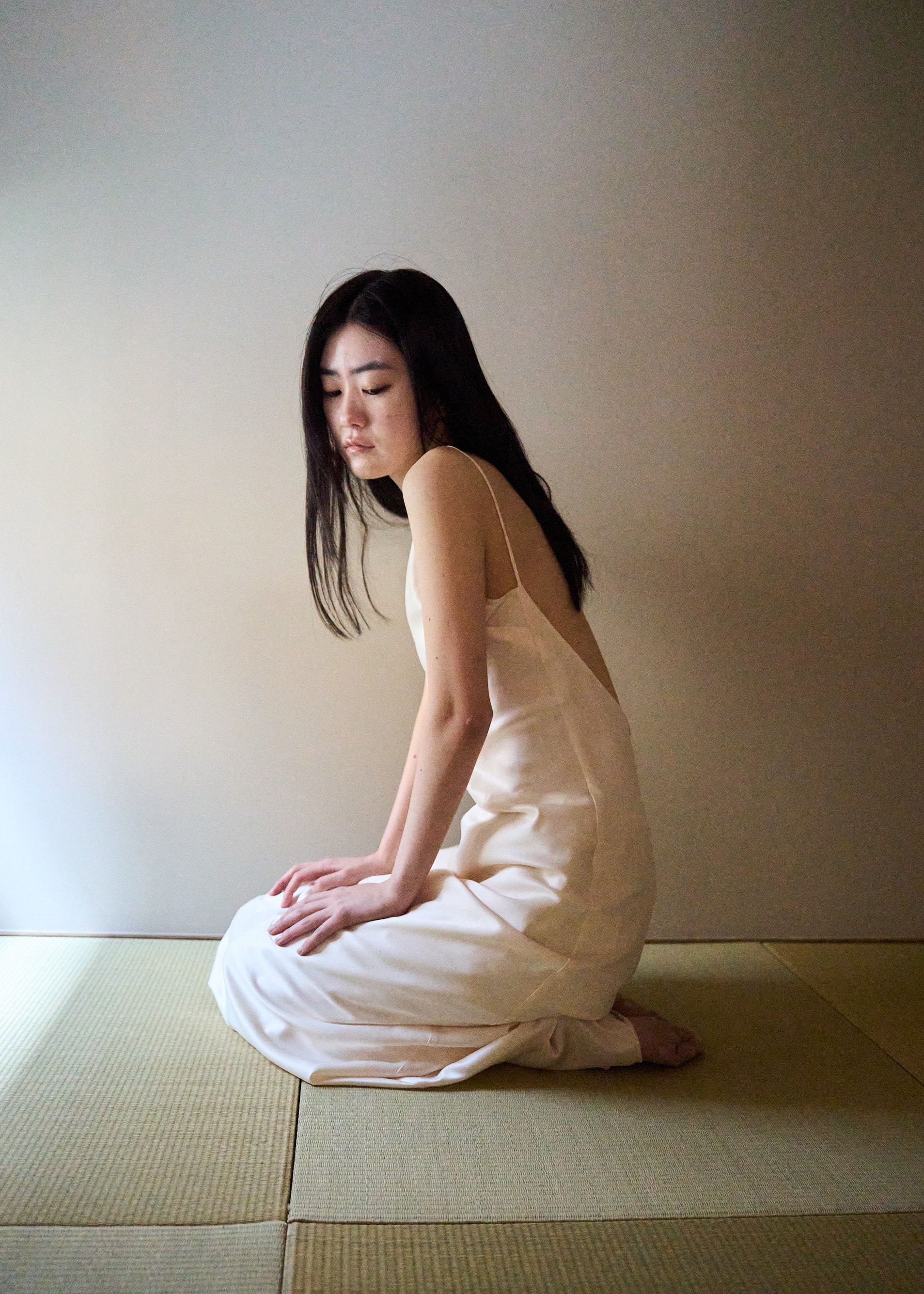 Deep V dress · Offwhite
