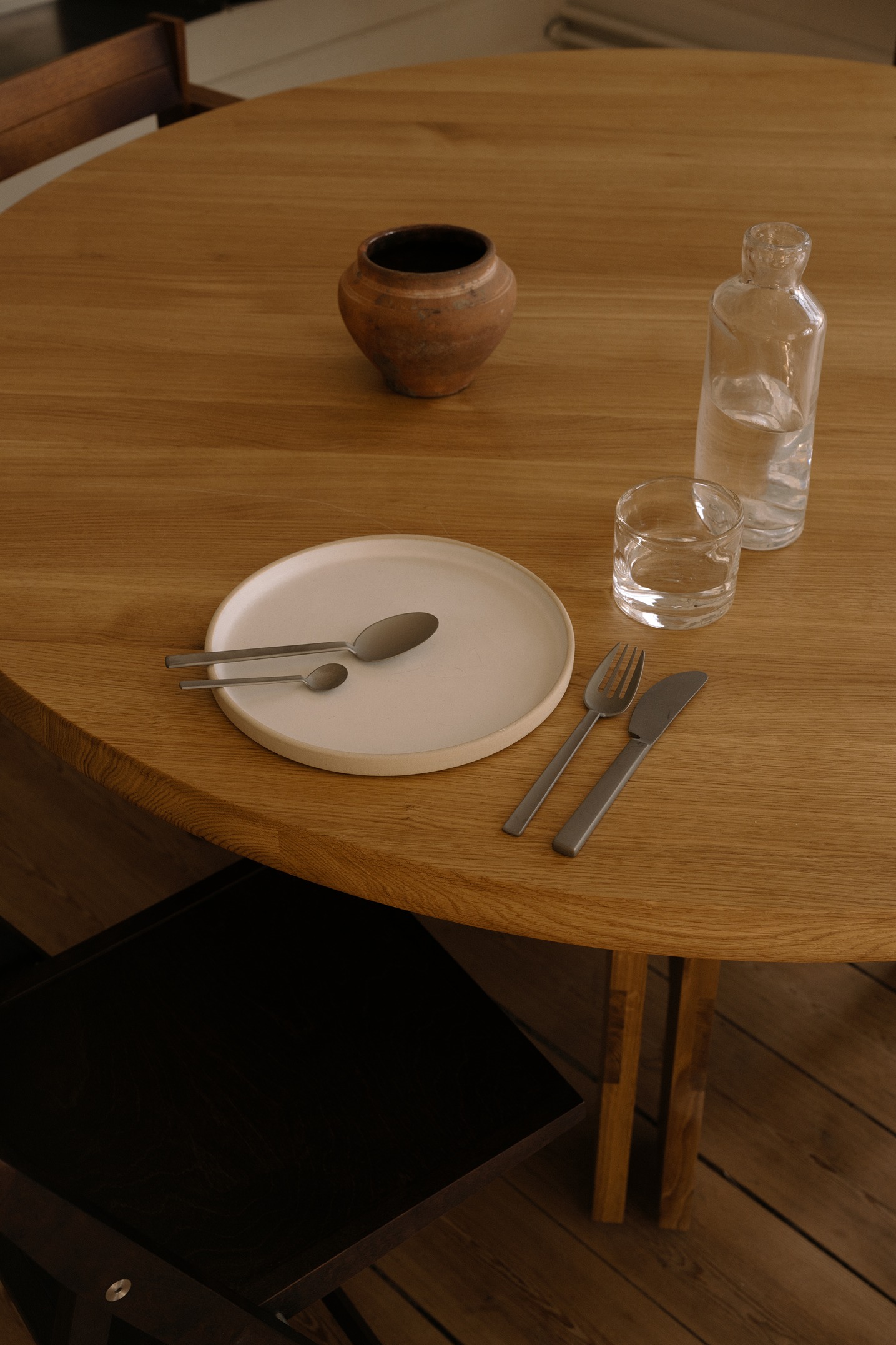 0405 Glass · Wide