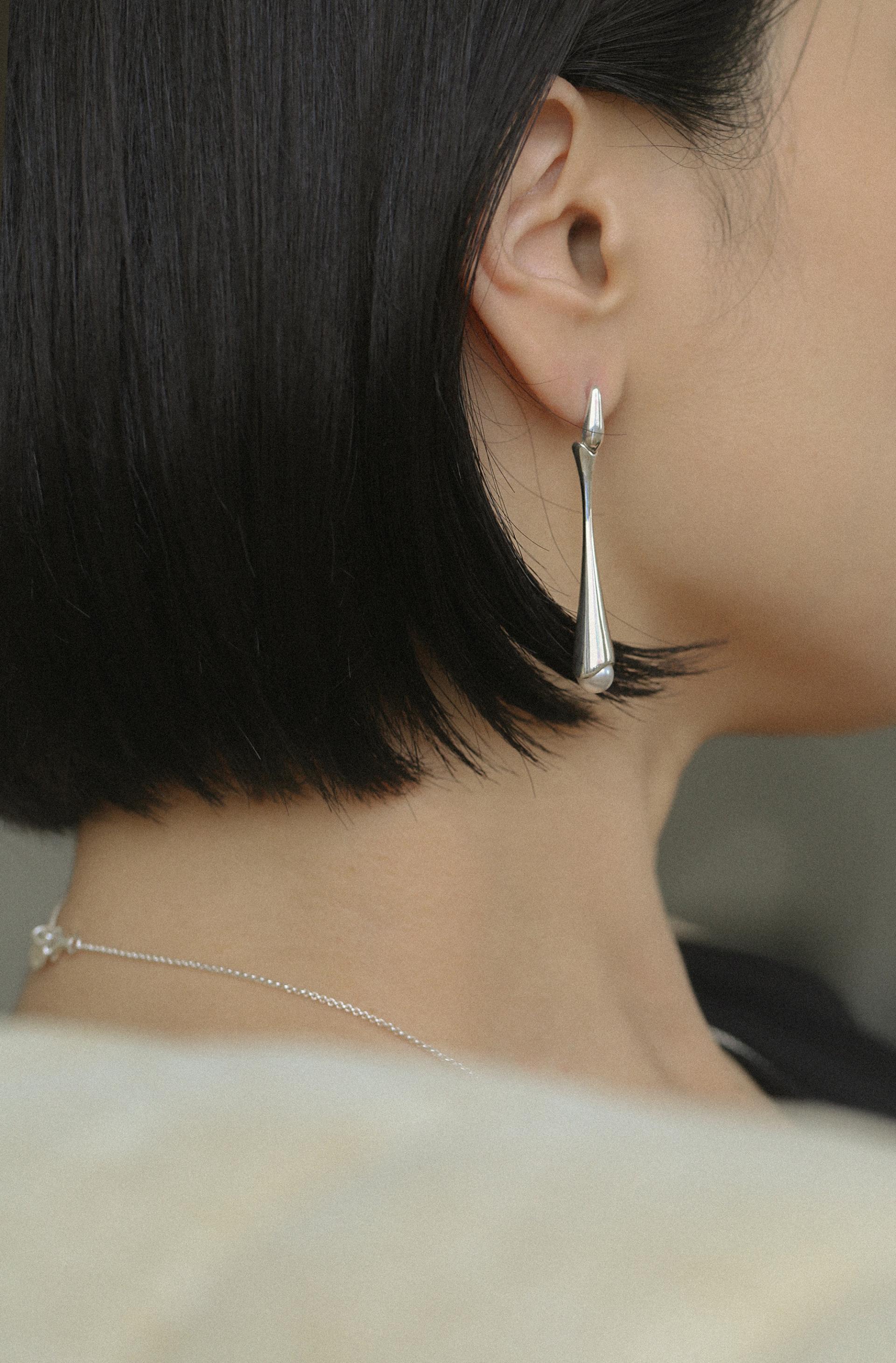 Arco Drop Earring · Large