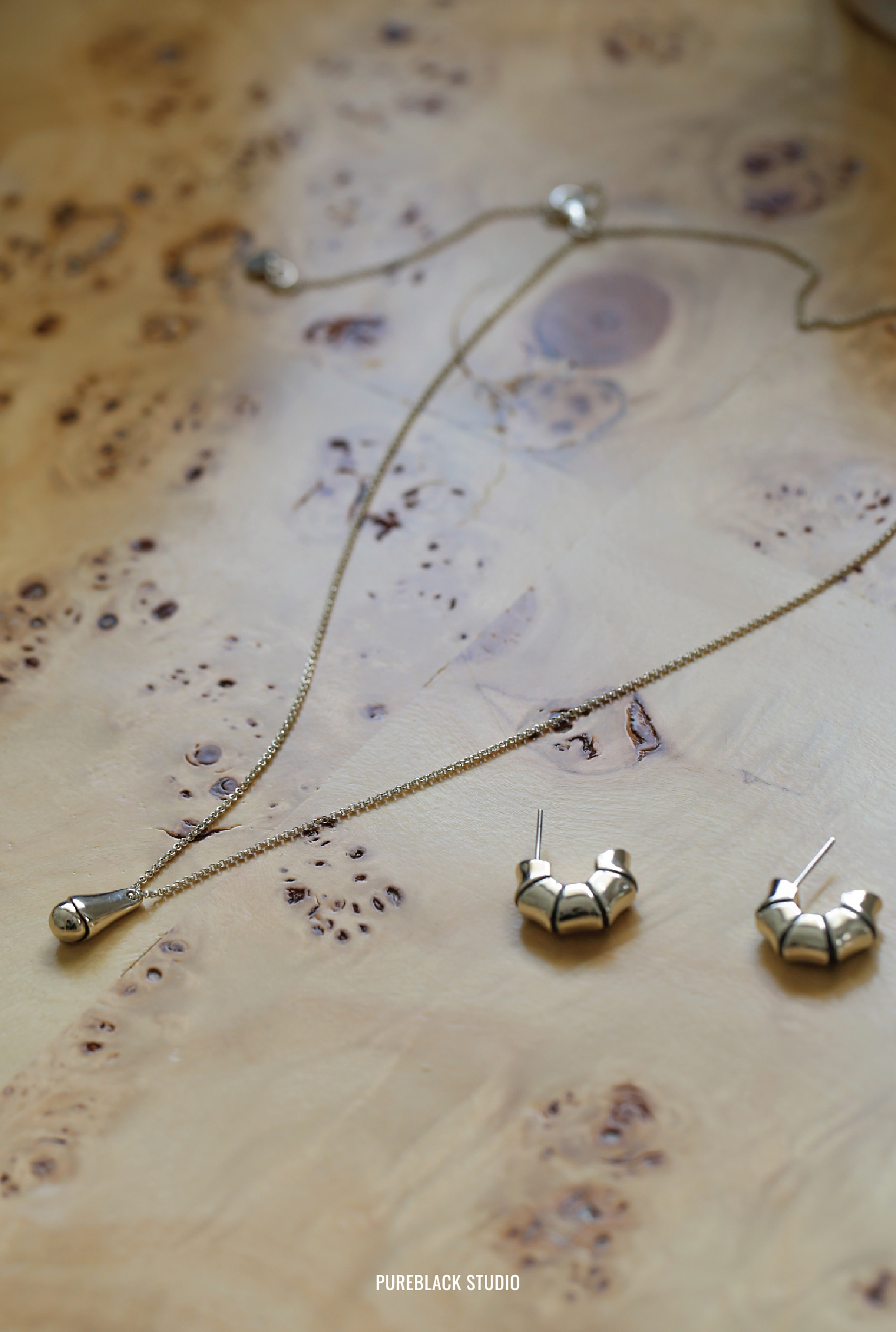 Arco Ball Pendant · Medium
