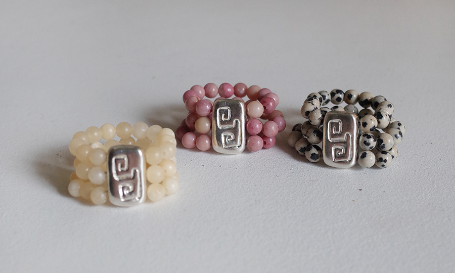 Totem Beads Ring · Pink Rhodolite