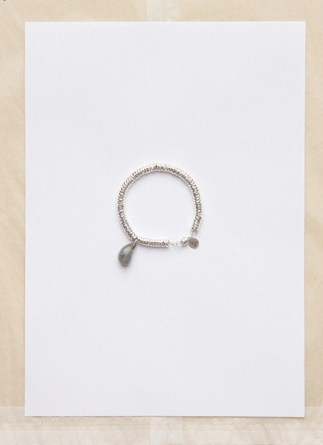 Corail Necklace · Bracelet / Grey