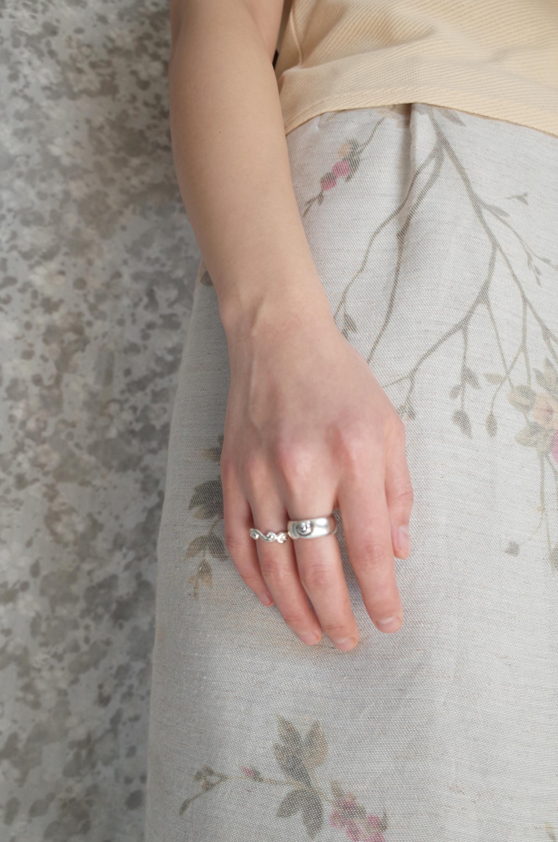Drowse spiral ring