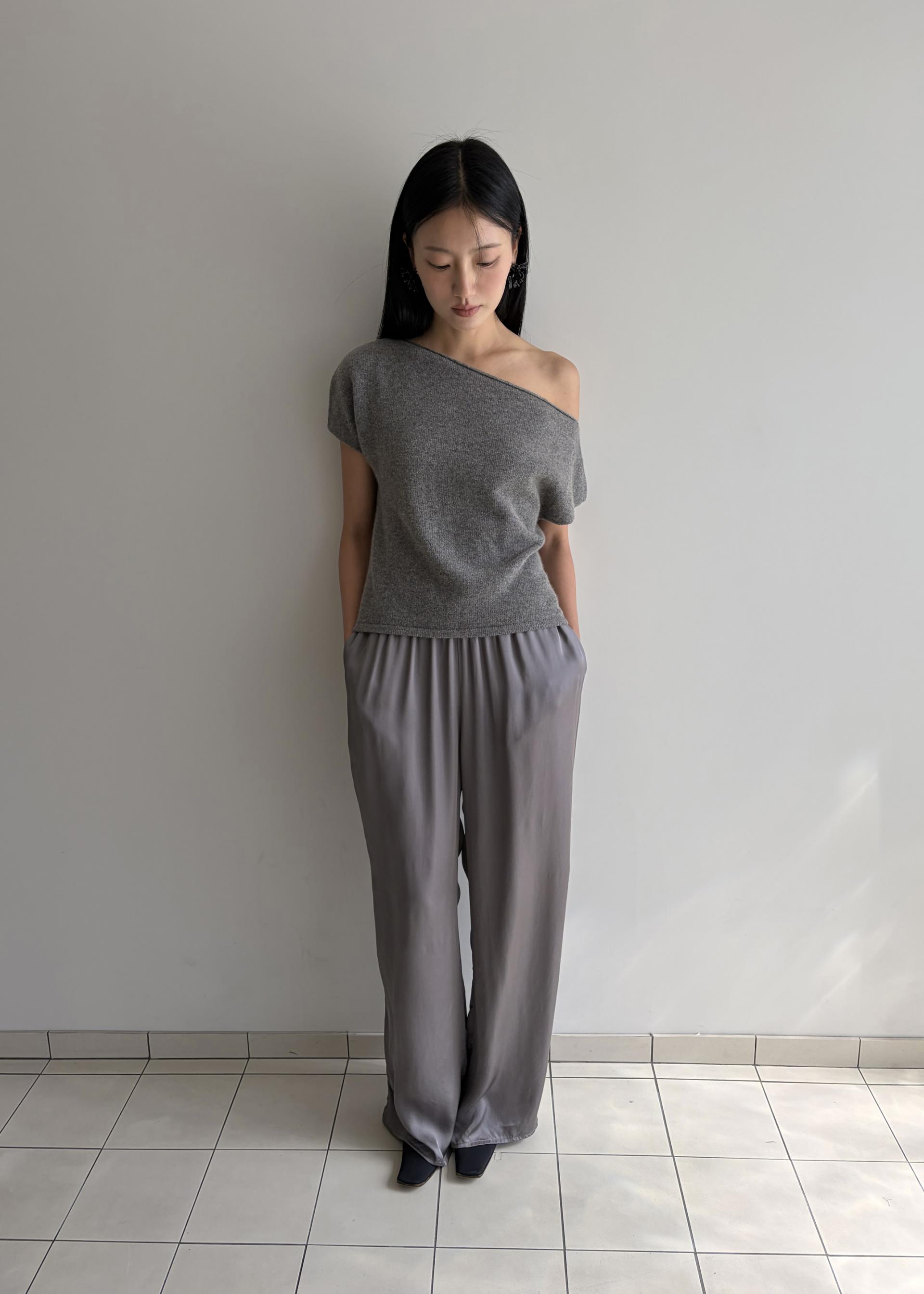 Mink Asymmetric Top · Charcoal