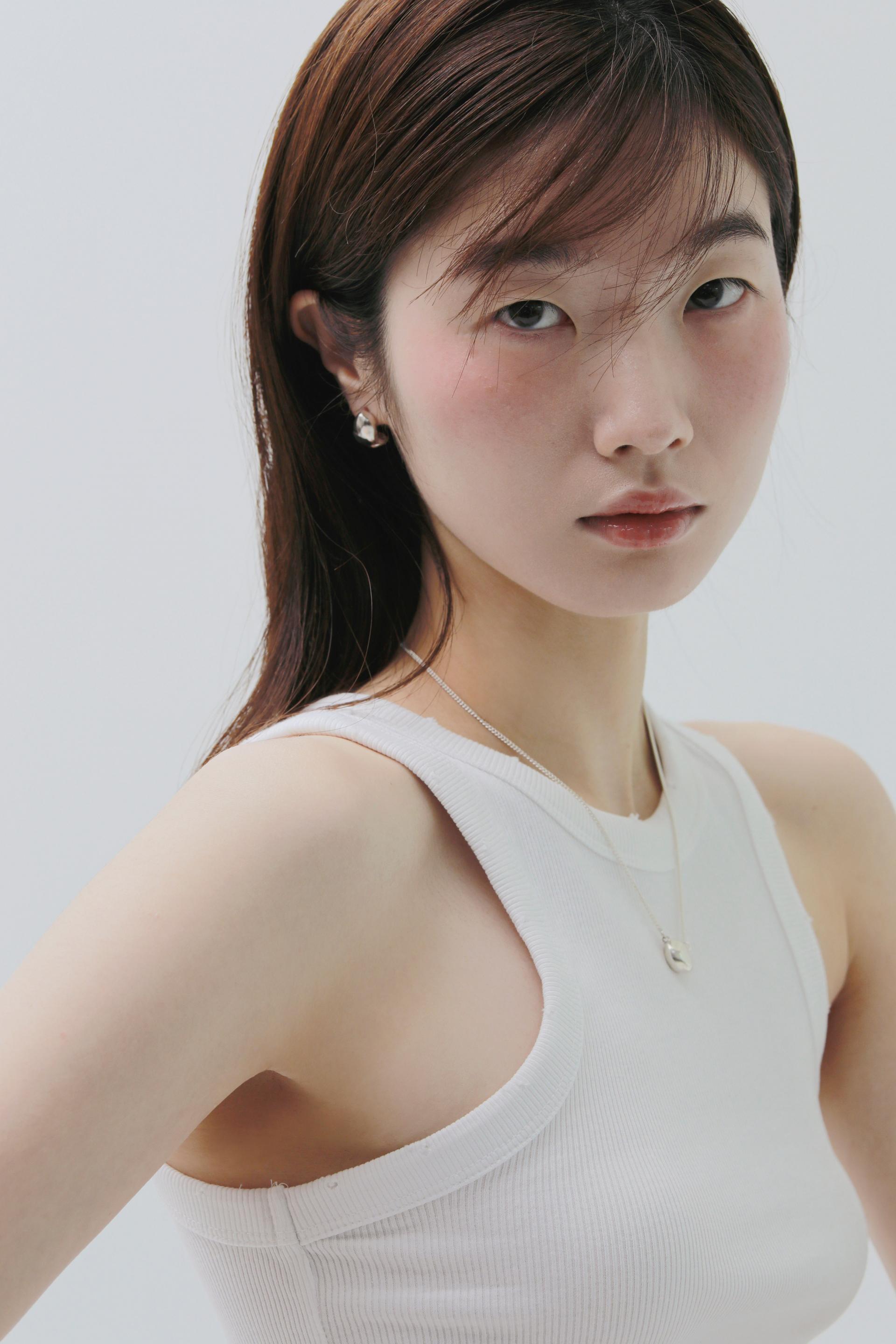 Rough pebble earring