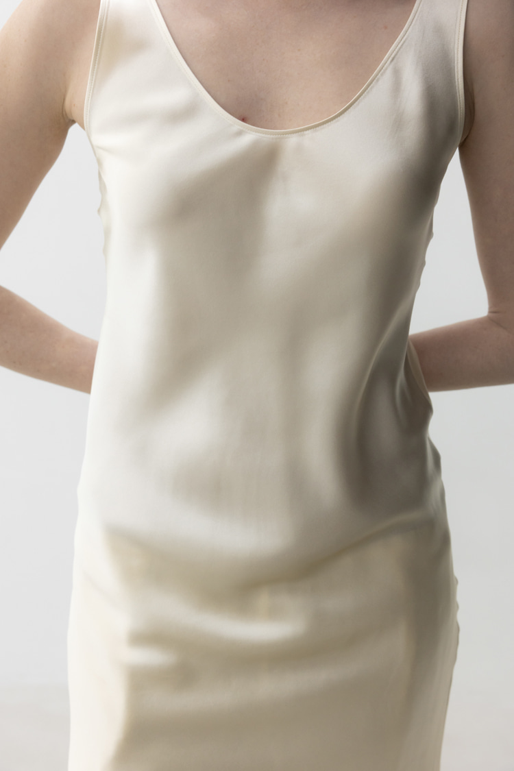 Carrie Silk Dress · Cream