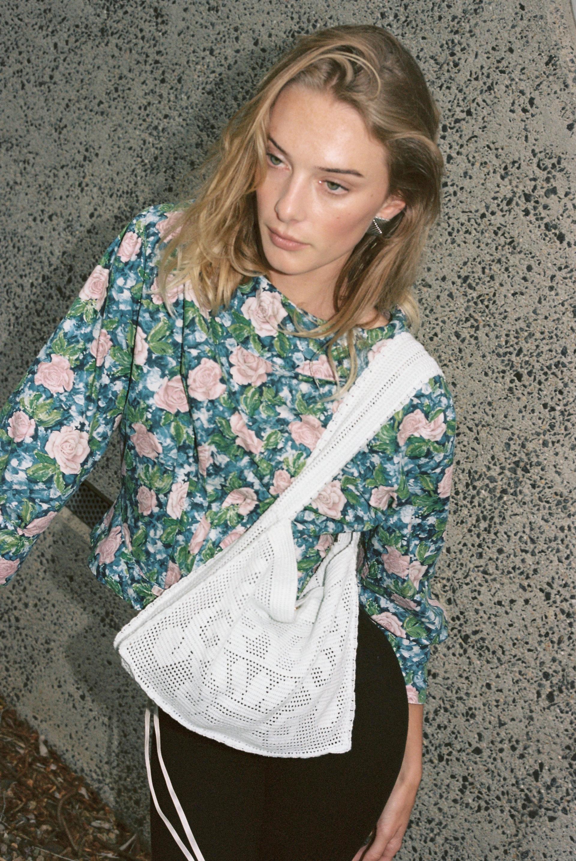 The Fountain Crochet Bag · Dove