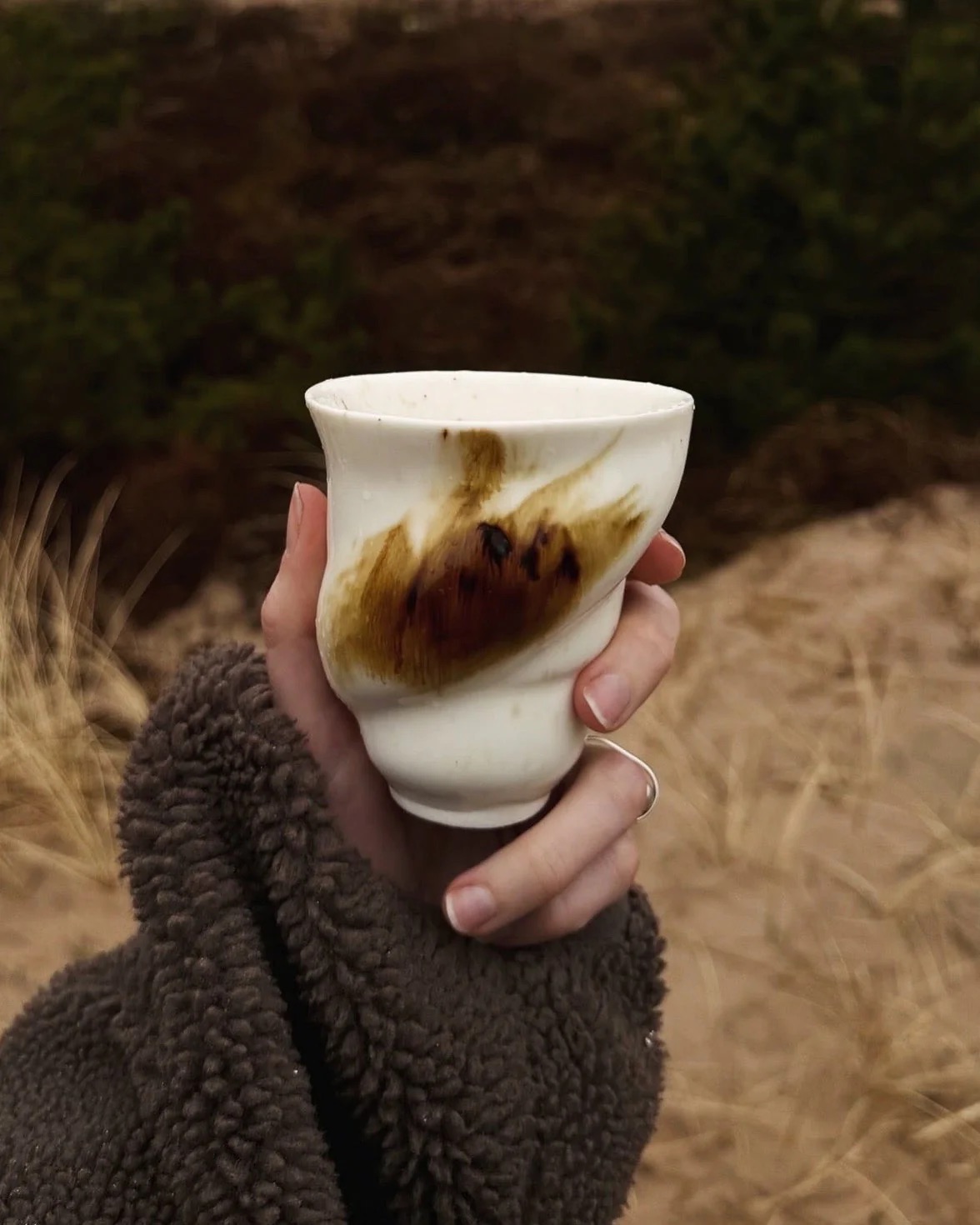 Black sun cup