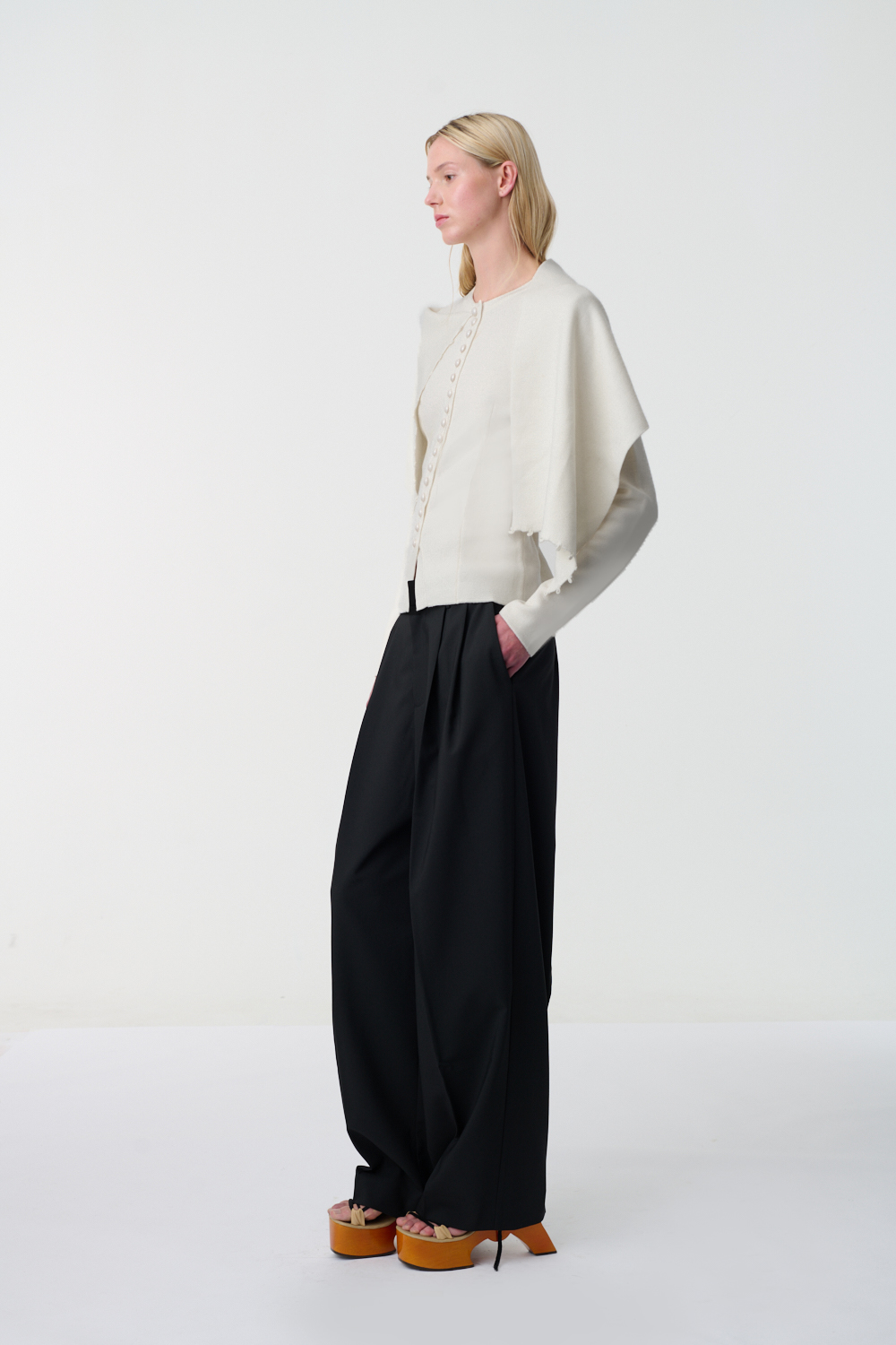 Rooni Shawl Cardigan · Ivory
