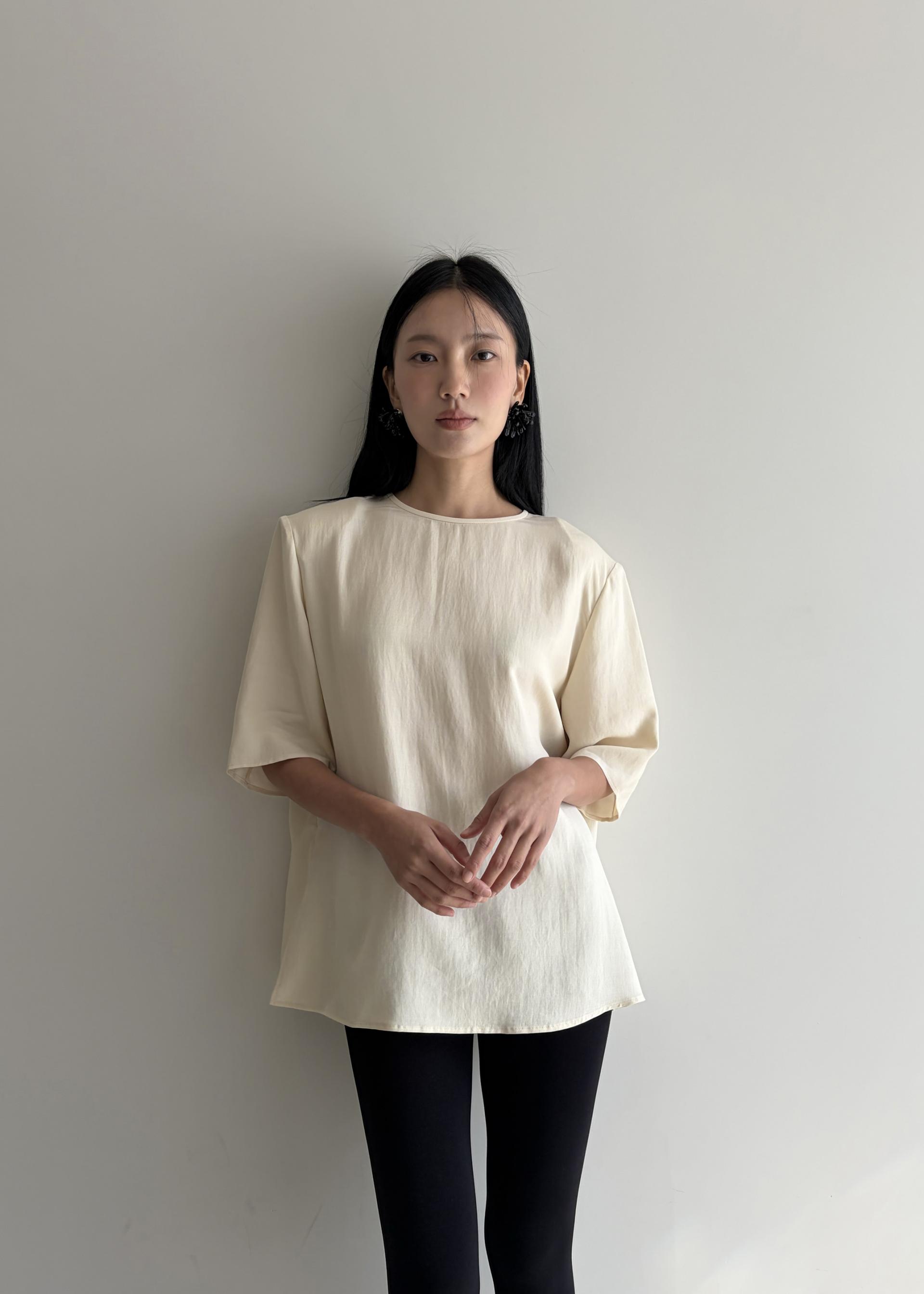 Pads Blouse · Cream