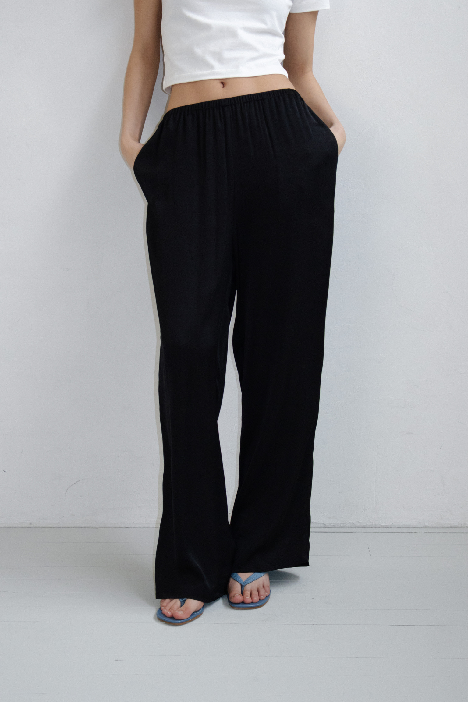 Easy Pants · Black