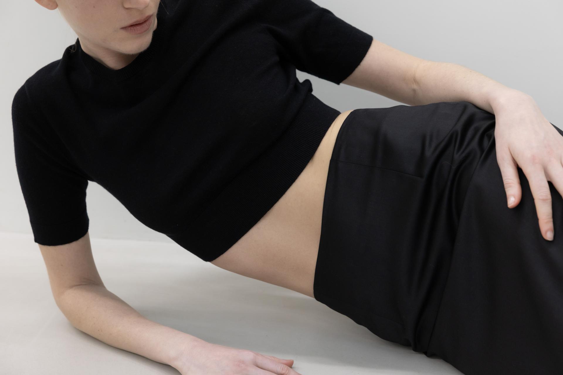 Wool Silk Maxi Skirt · Black
