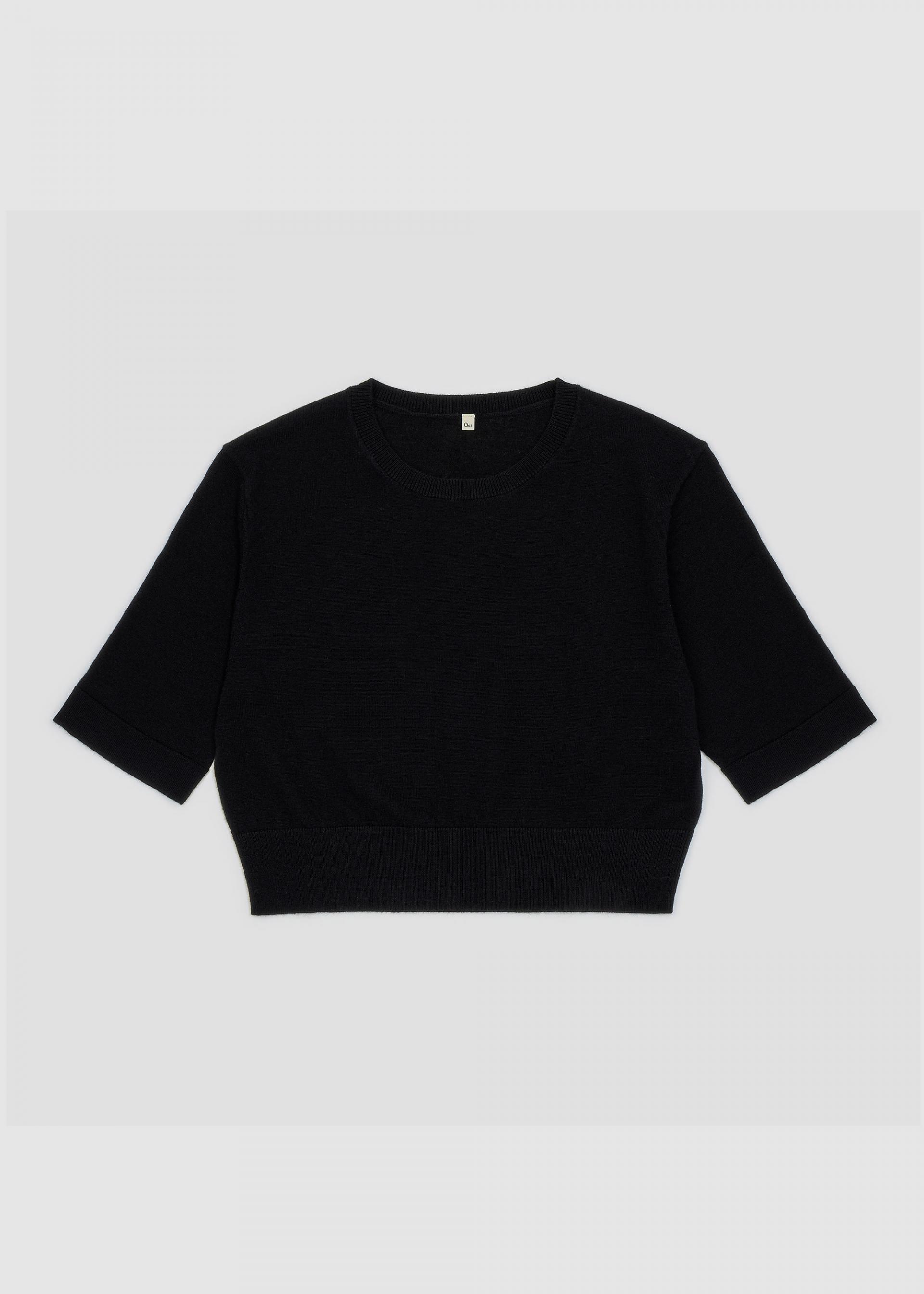Cropped Knit Top · Black