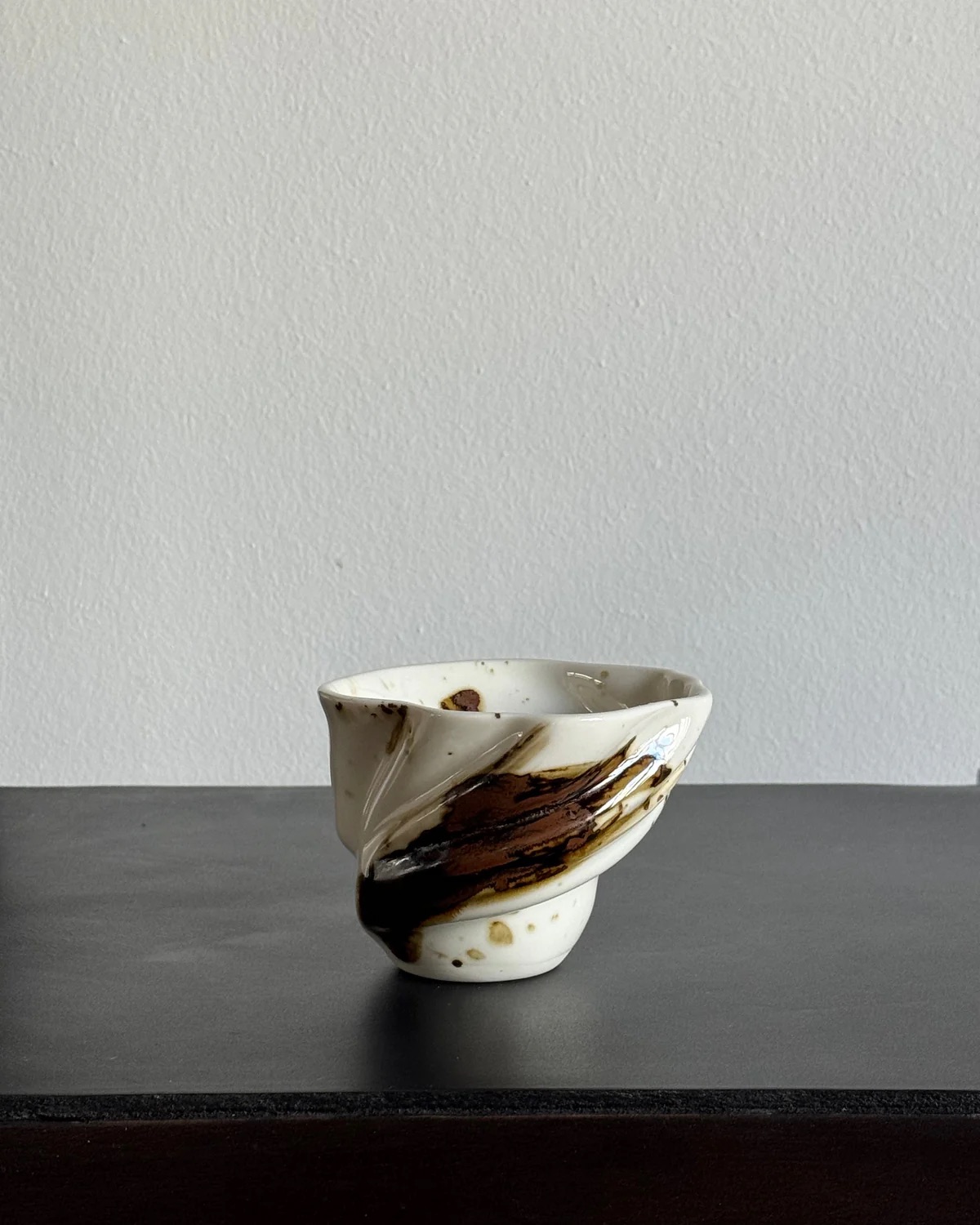 Svane cup · Black sun