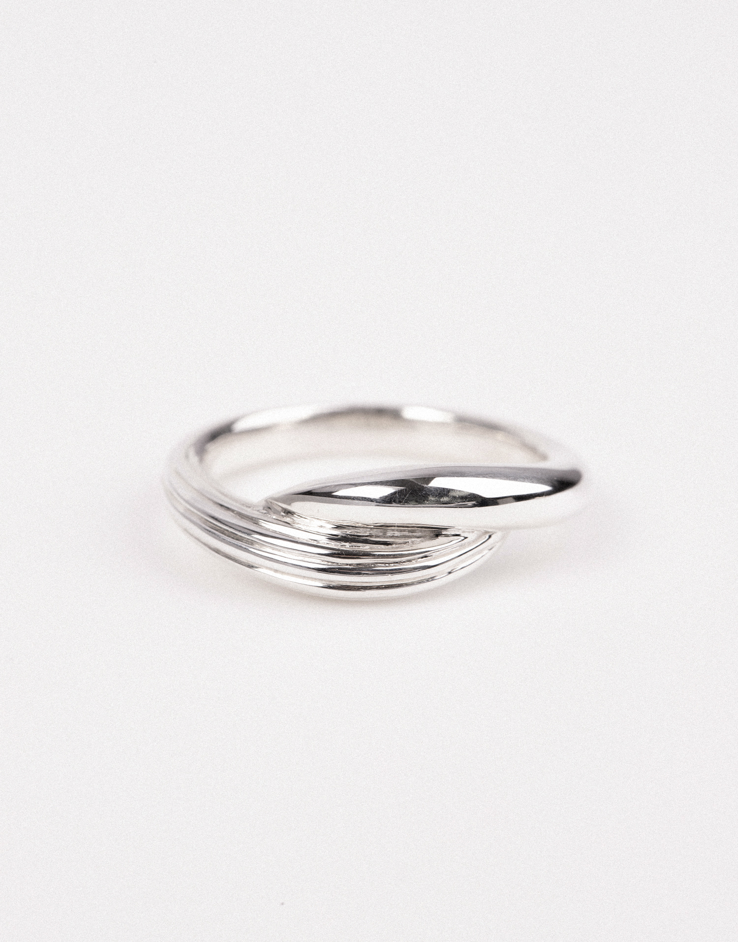 Large Lily RIng
