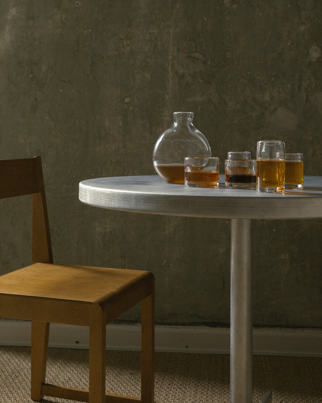 0405 Glass · Wide