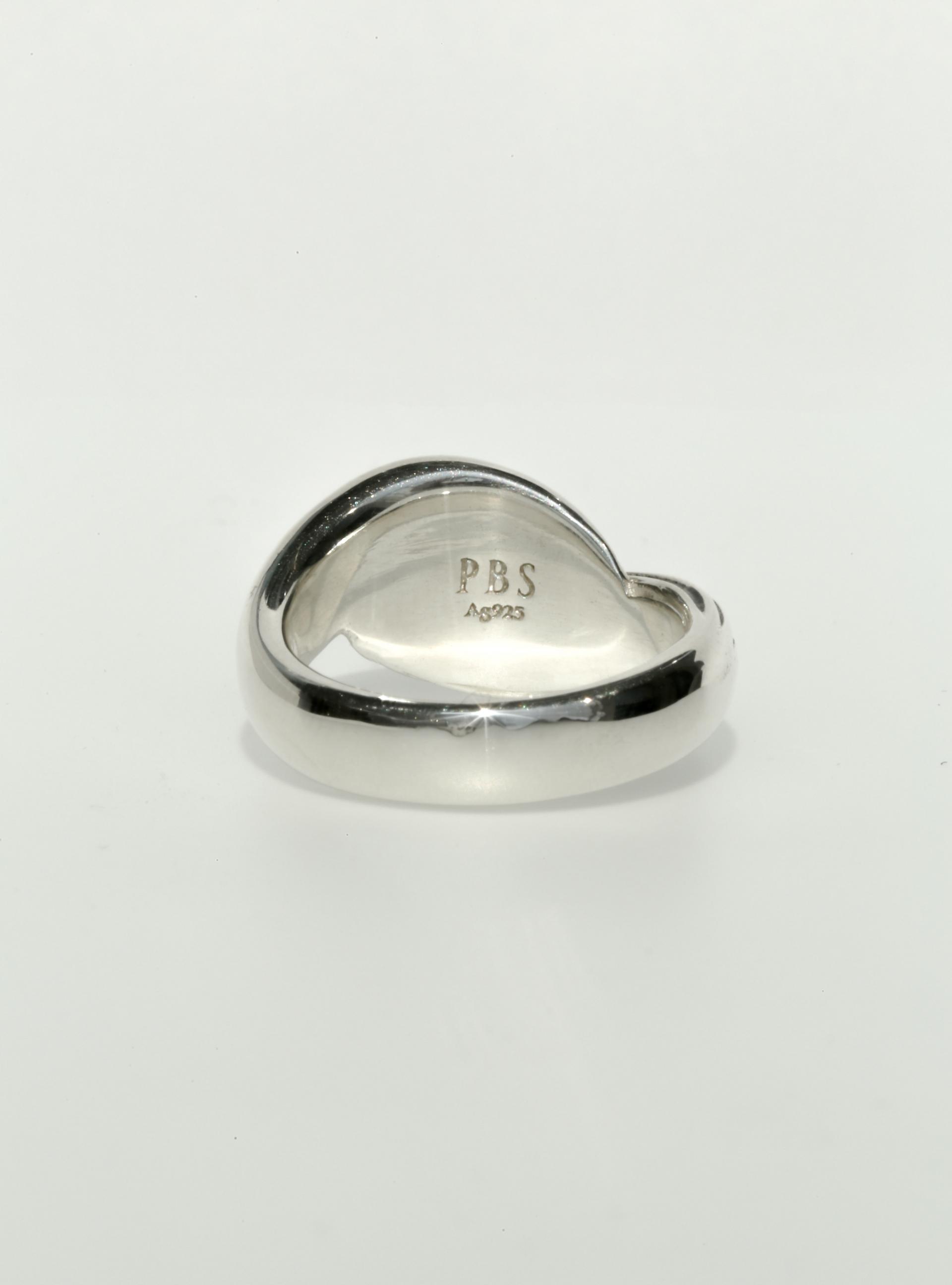Large Lily RIng