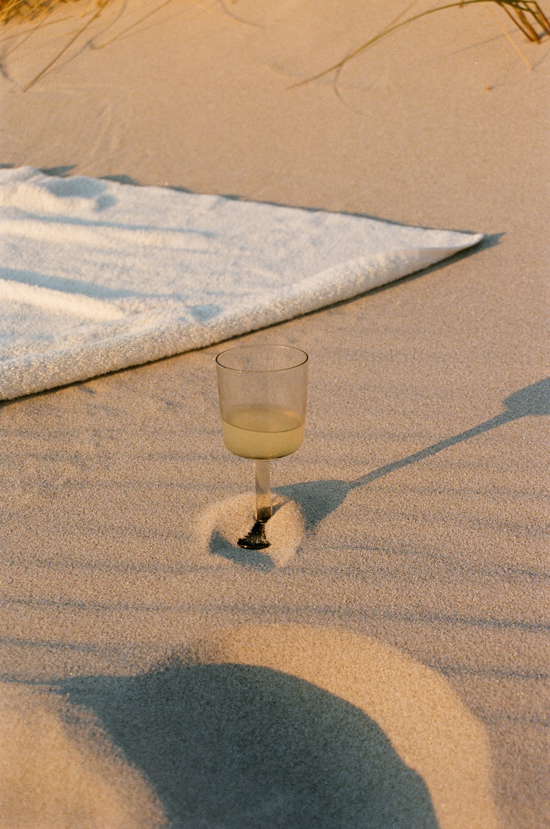 Isle stem glass