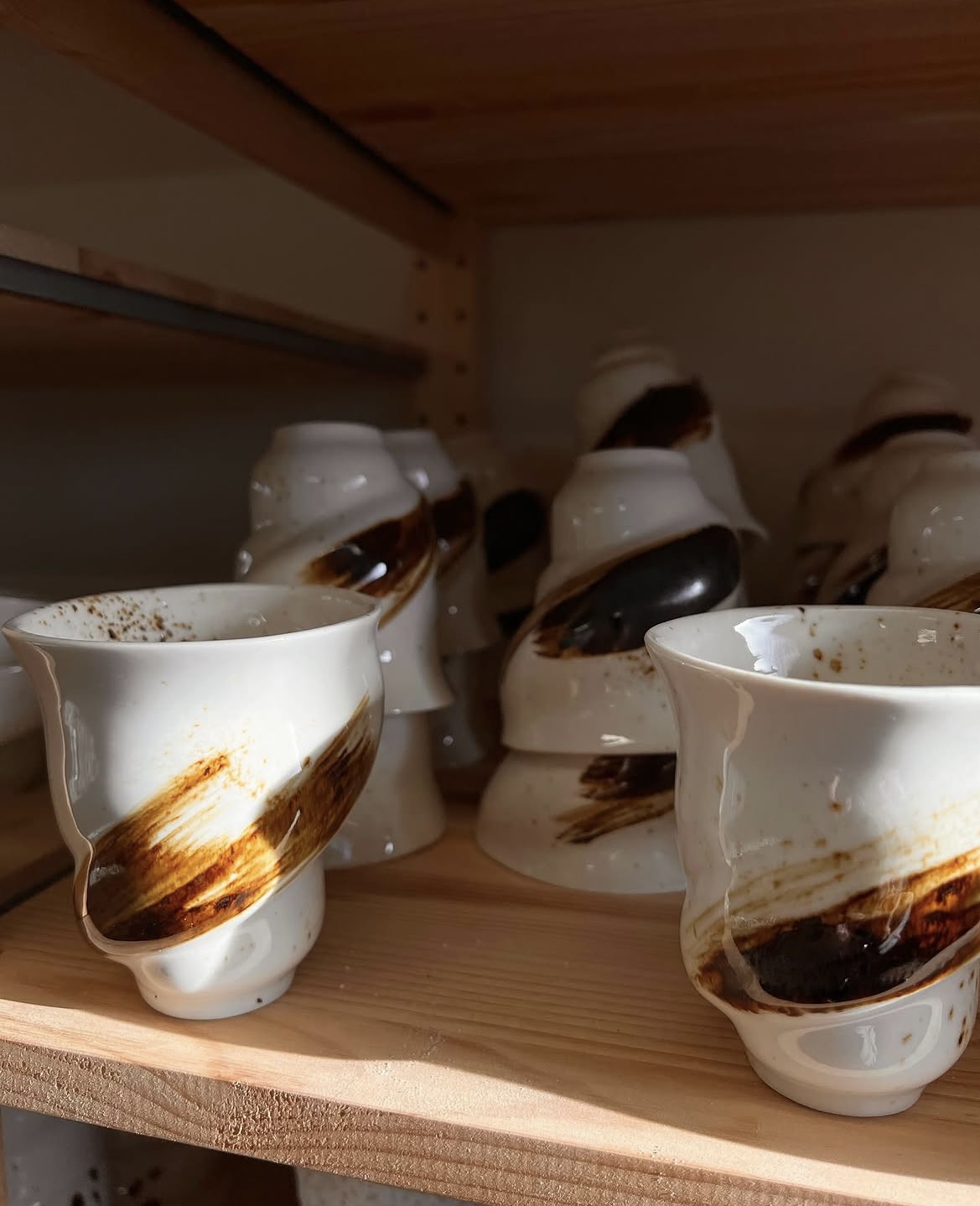 Black sun cup
