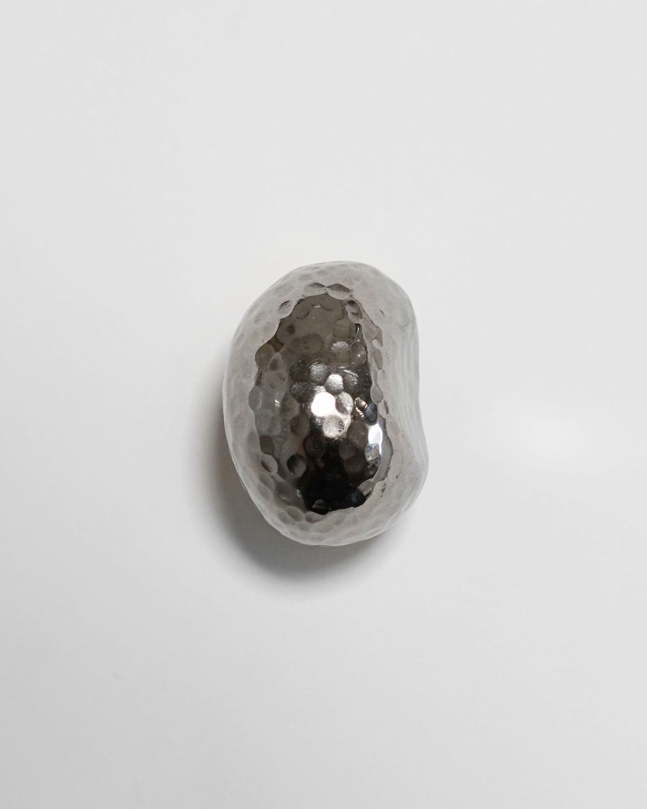 Aimee Knob · Titanium