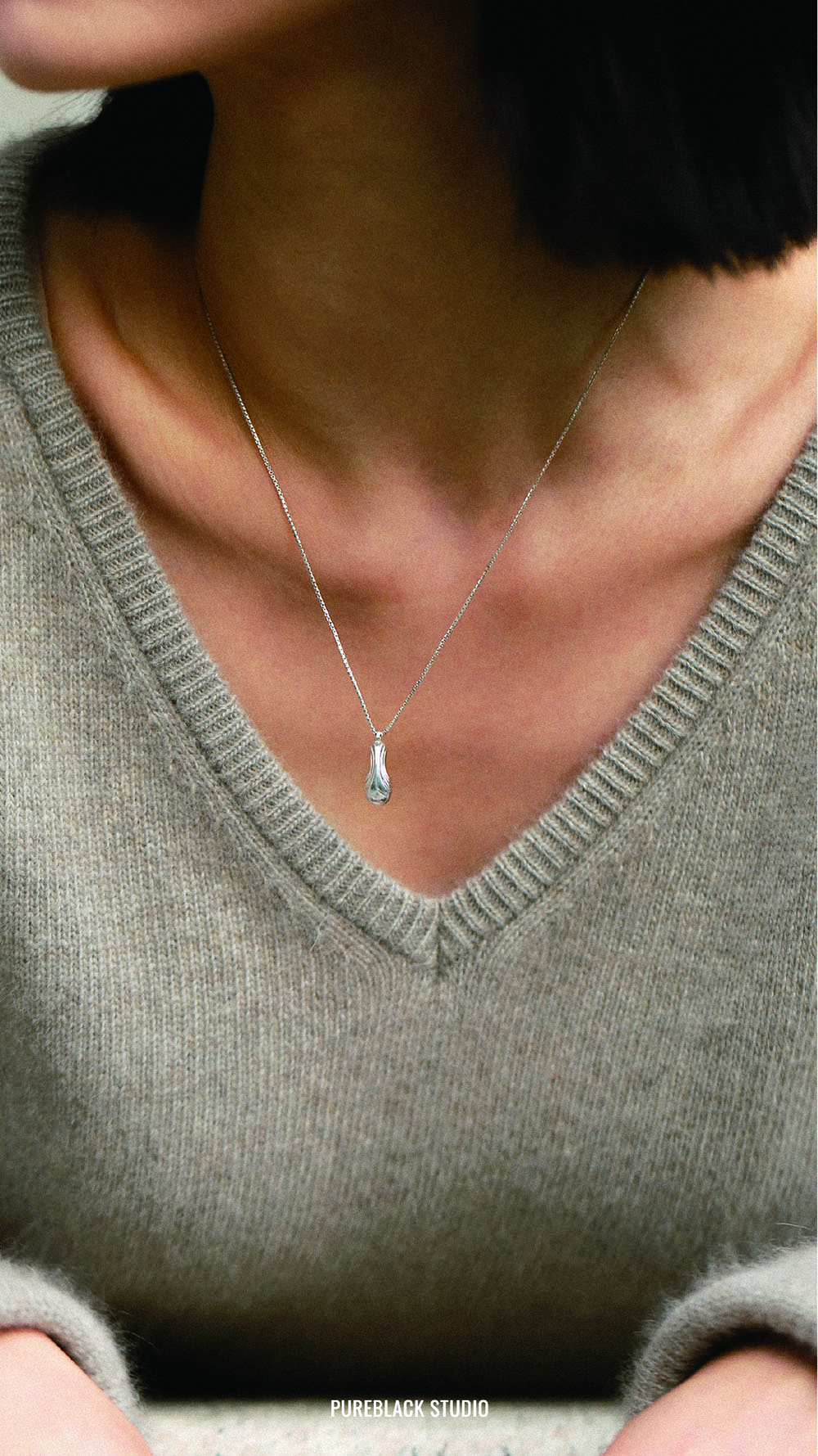 Arco Necklace