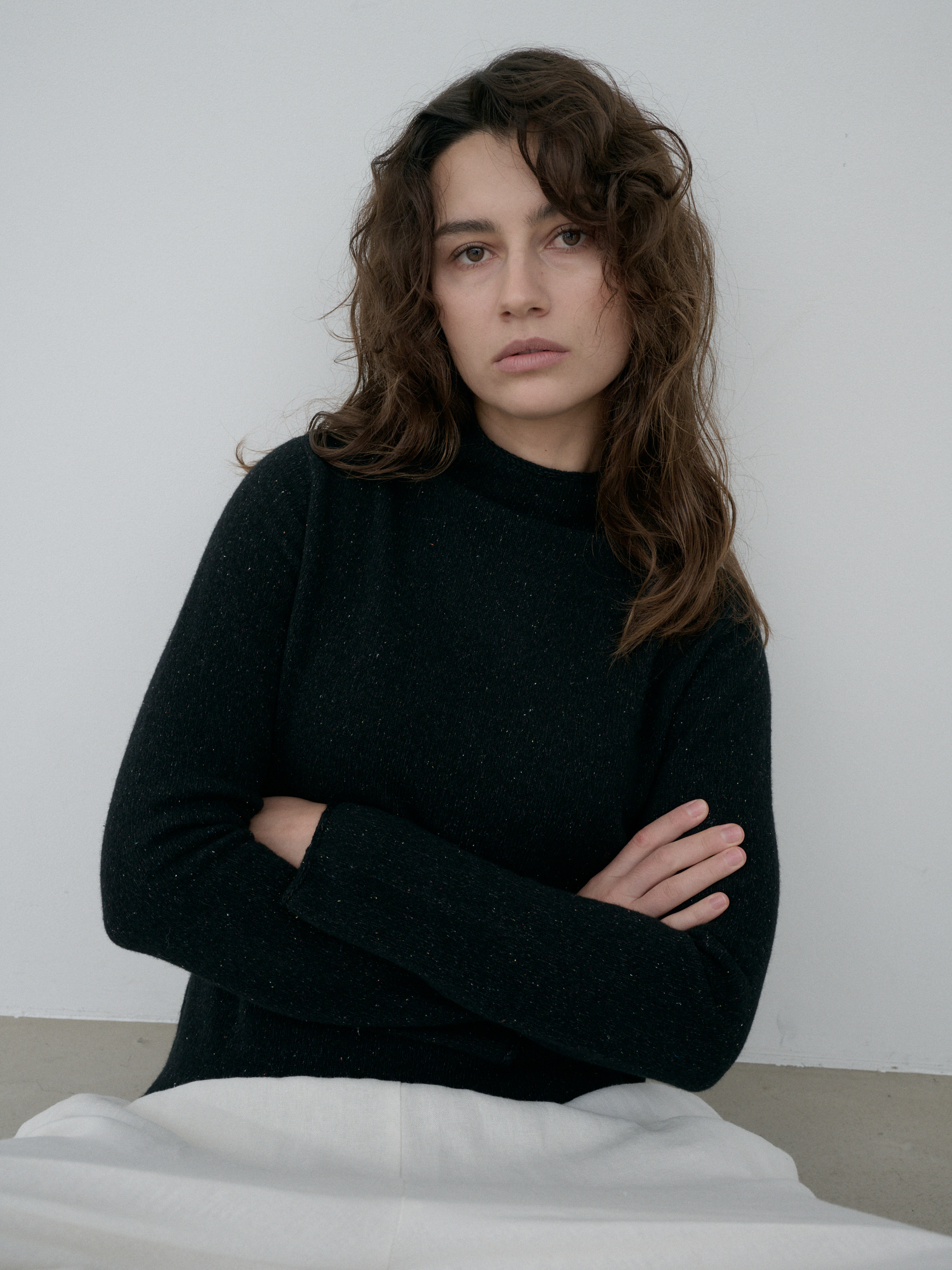 Wool Silk Mock-neck Sweater · Black