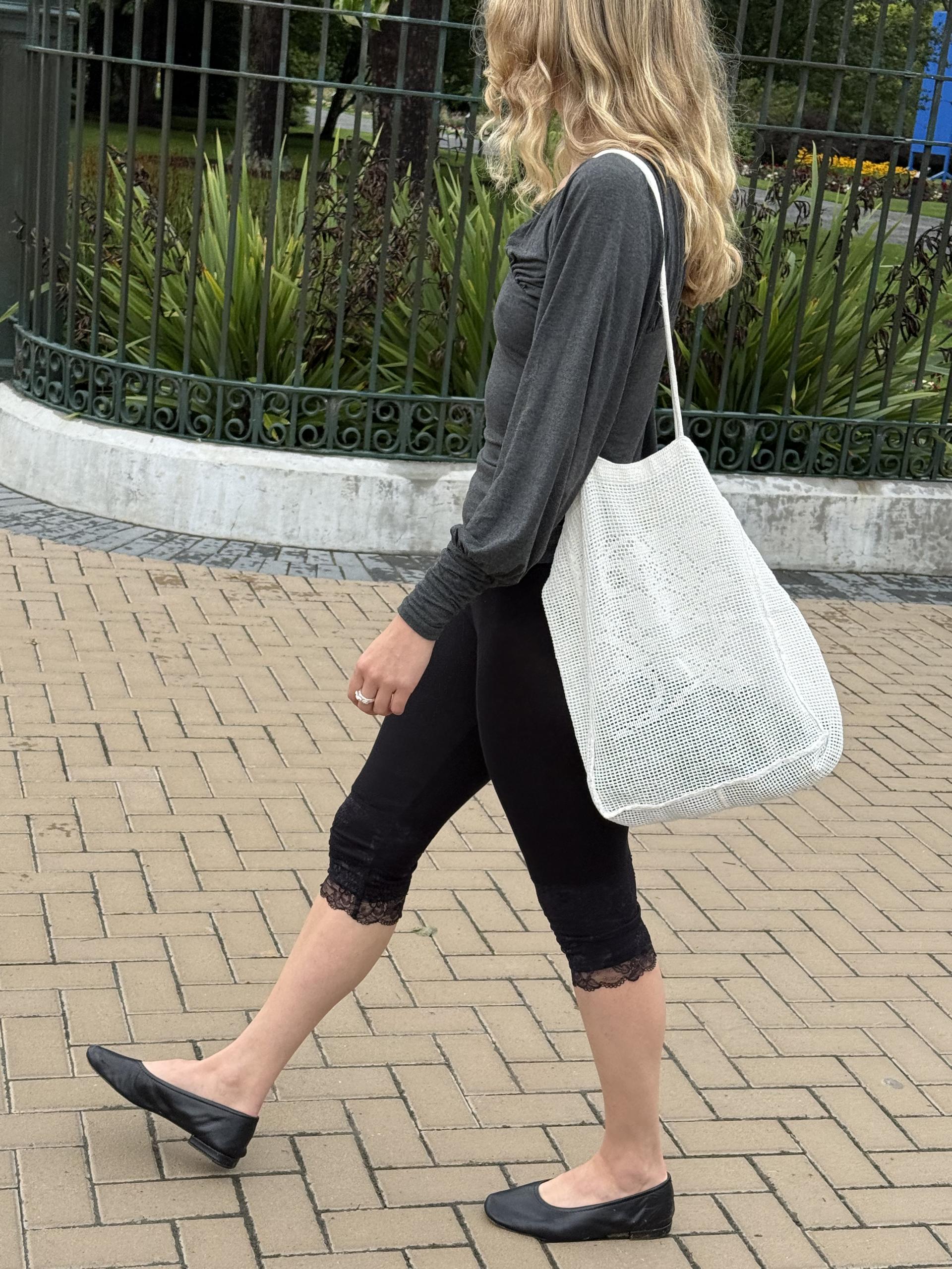 The Rose Crochet Bag · Dove
