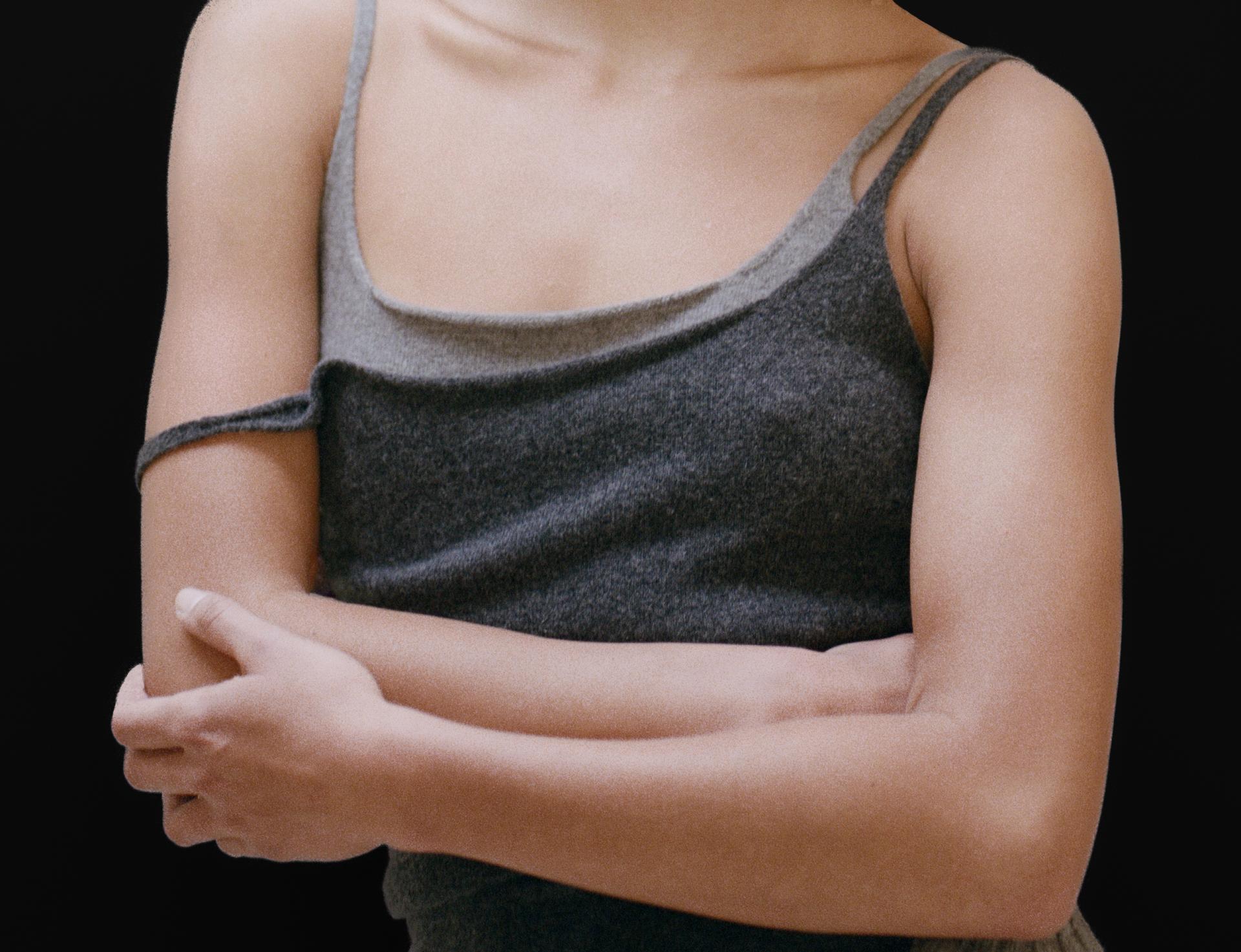 Merino Wool Slim Tank · Charcoal Melange