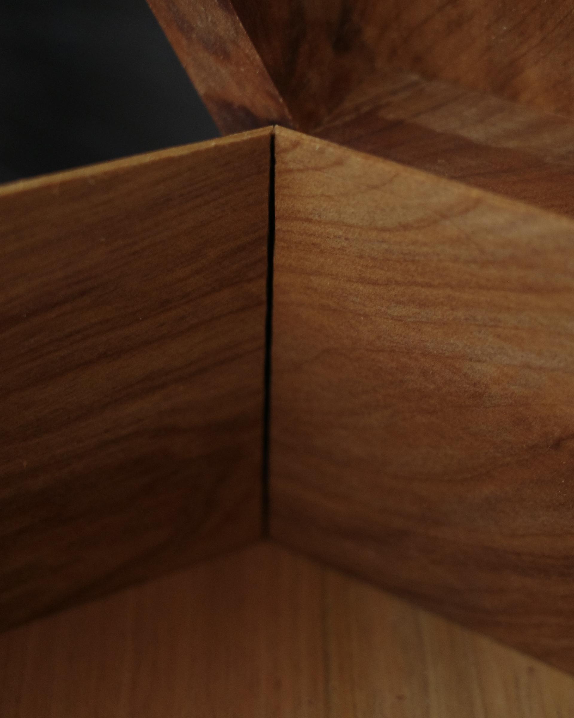 Thuya Burl Wood Box · Rectangle