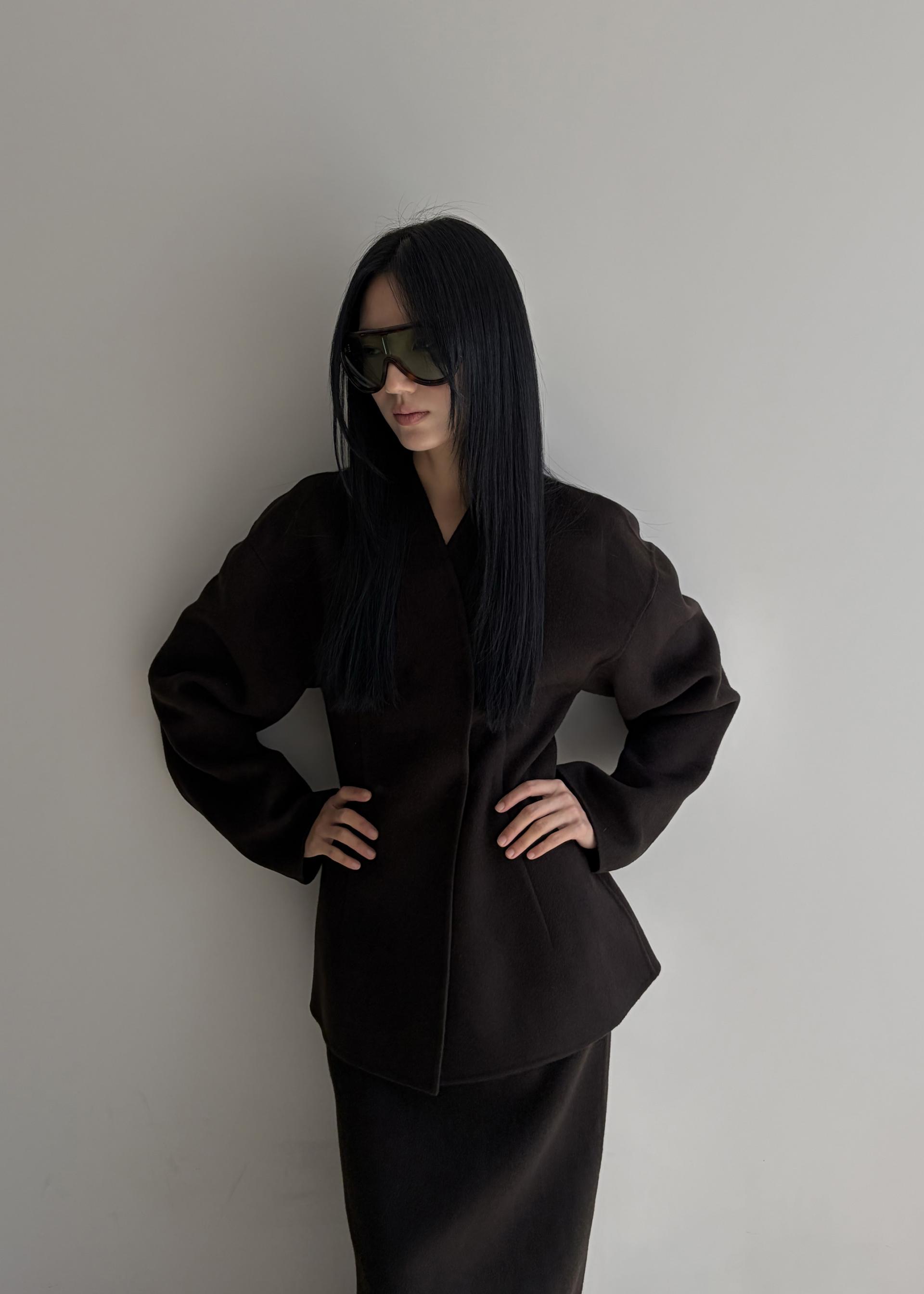 Hourglass jacket · Chocolate