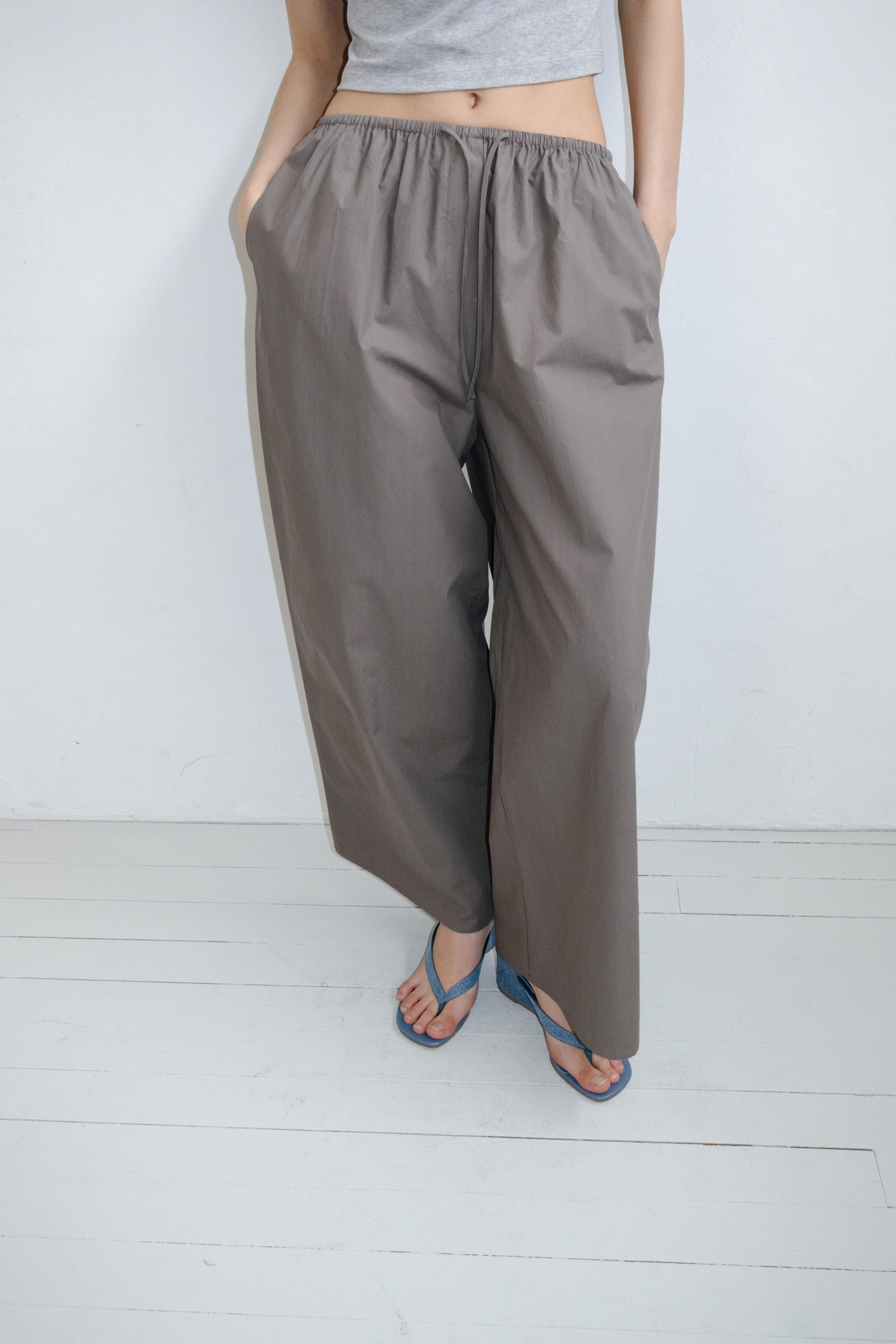 Lightly Cotton Pants · Brown
