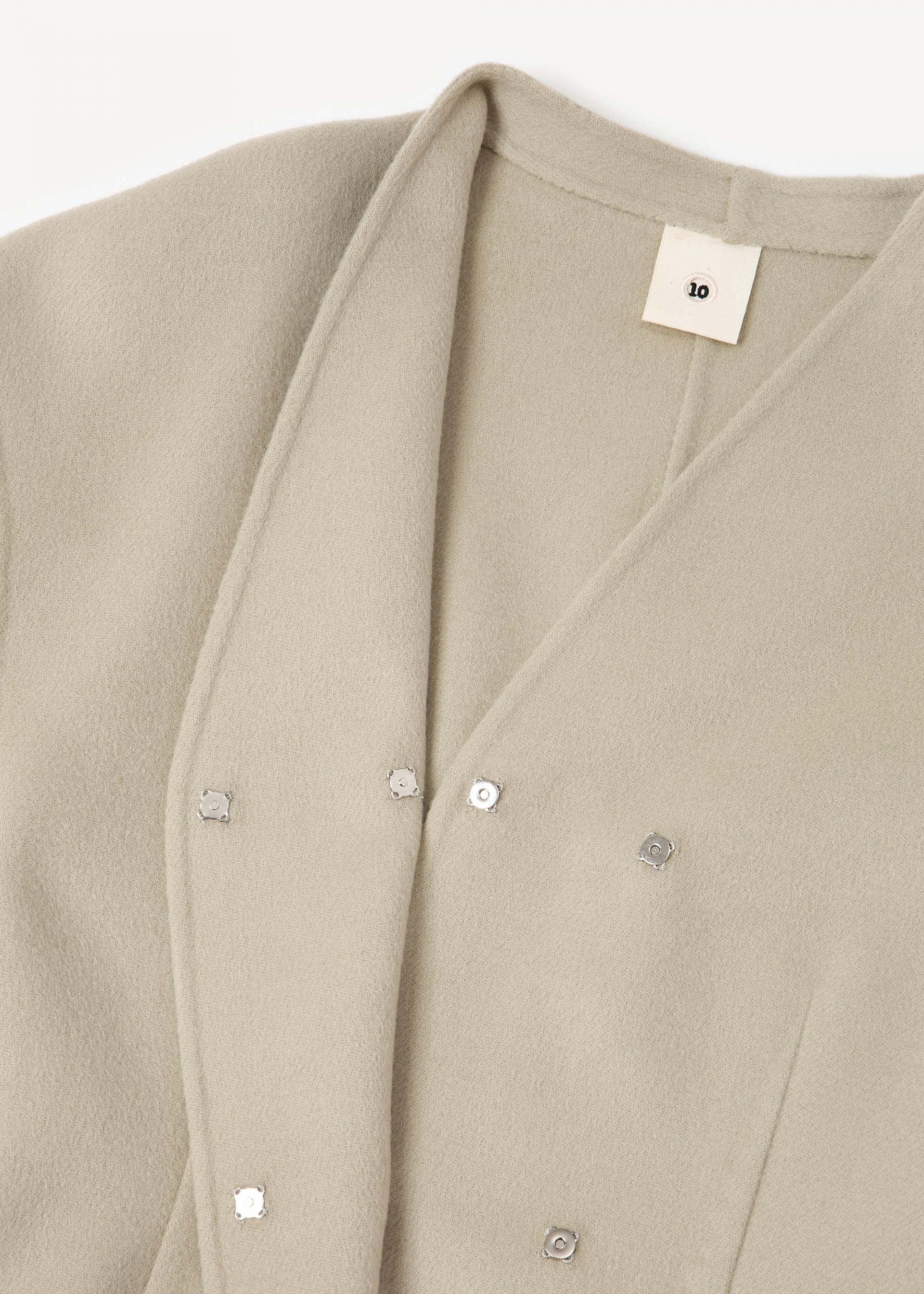 Hourglass jacket · Sand