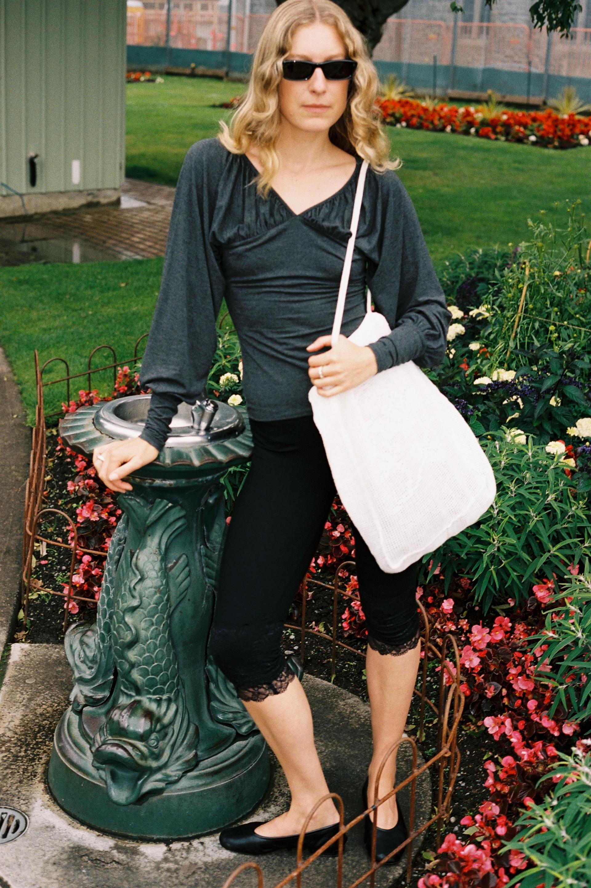 The Rose Crochet Bag · Dove