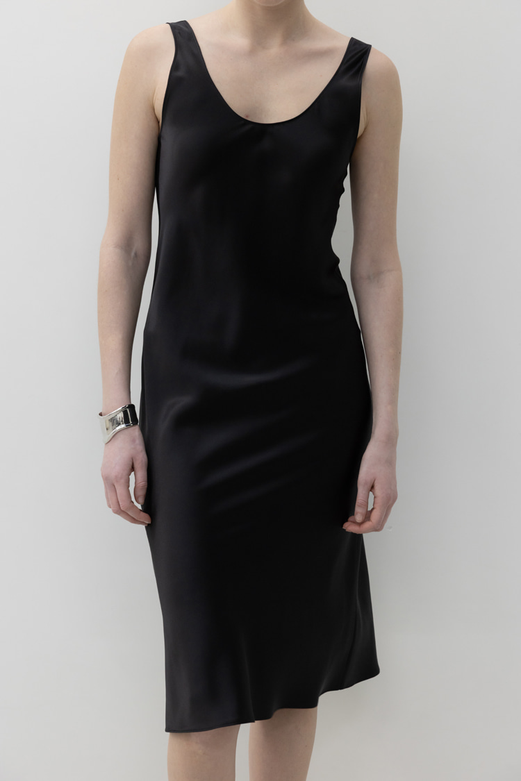 Carrie Silk Dress · Black