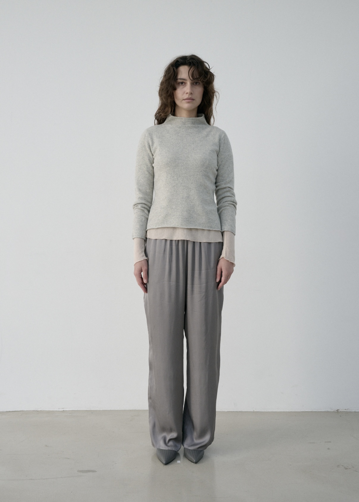 Viscose Easy Pants · Charcoal