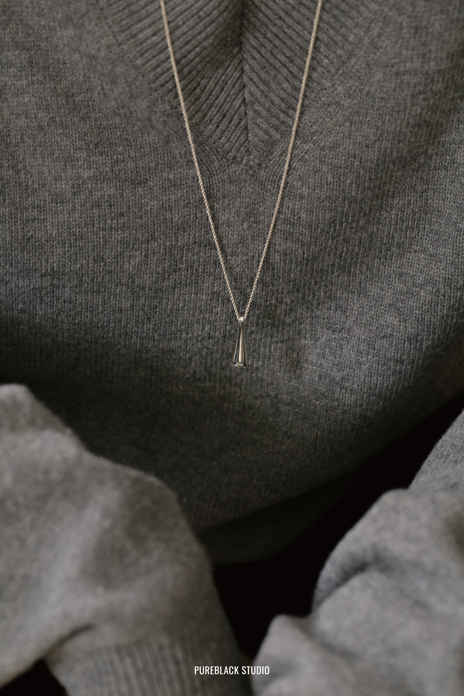 Arco Ball Pendant · Medium