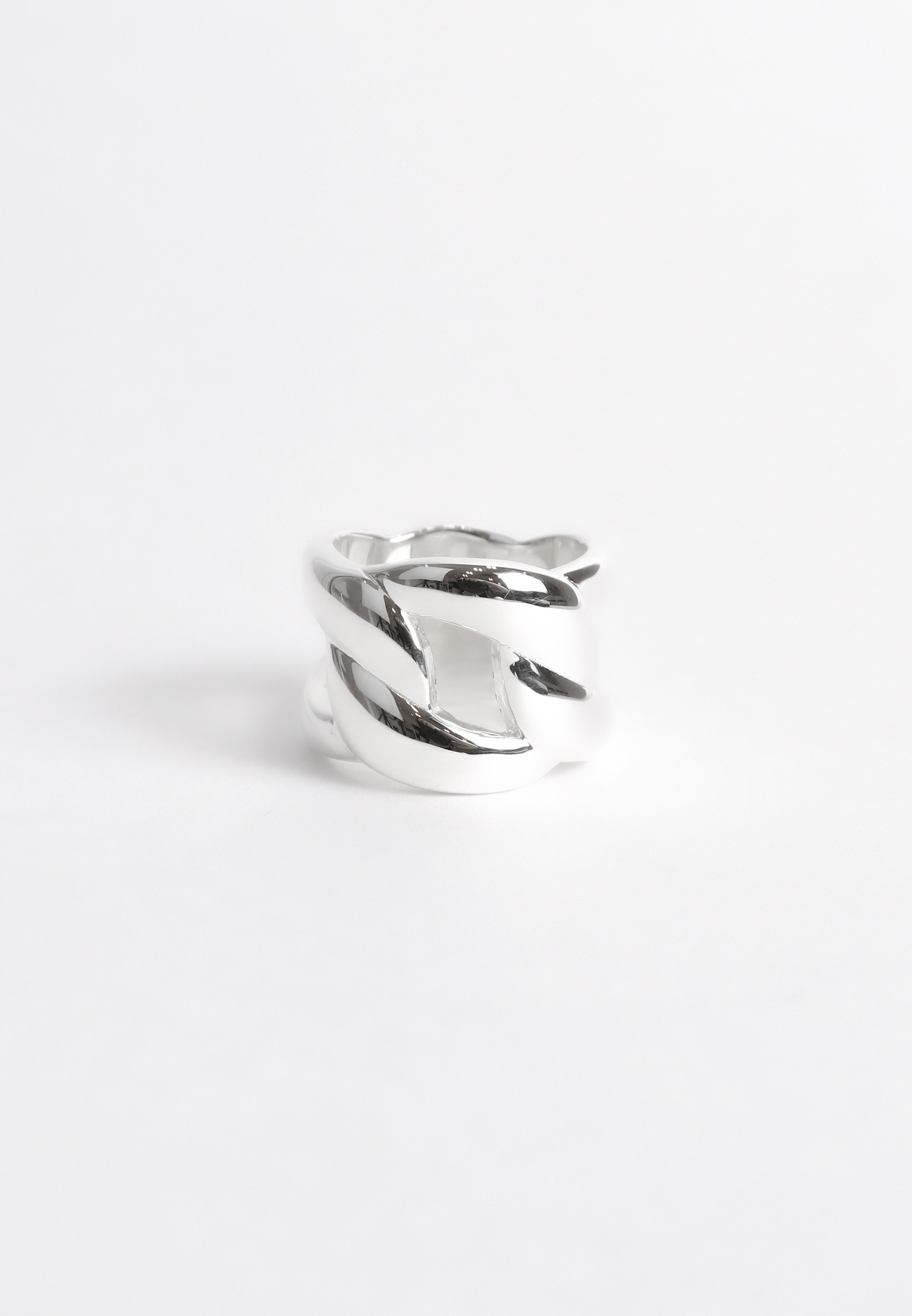 Oli Chain Ring · Large
