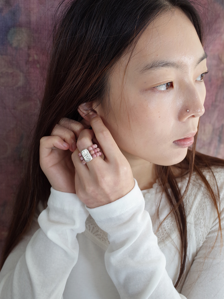 Totem Beads Ring · Pink Rhodolite