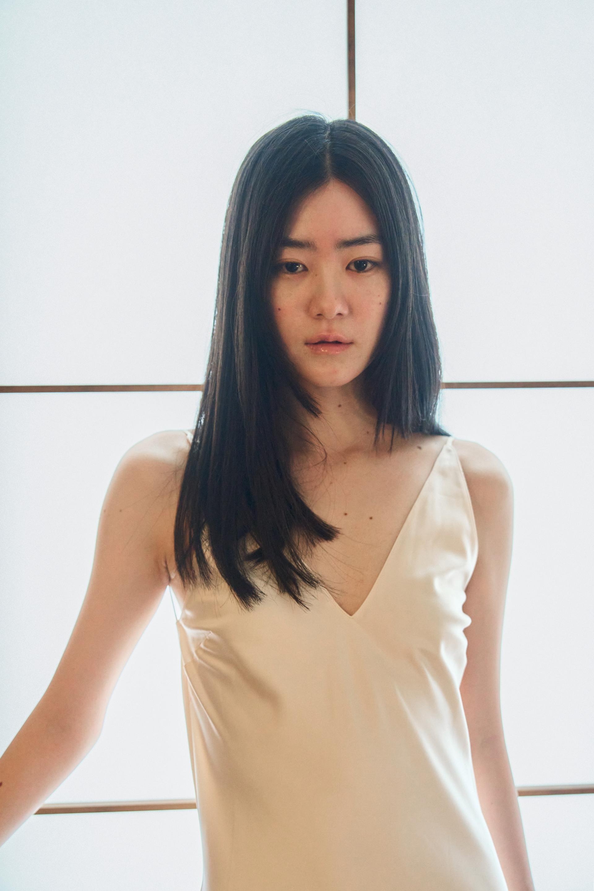 Deep V dress · Offwhite
