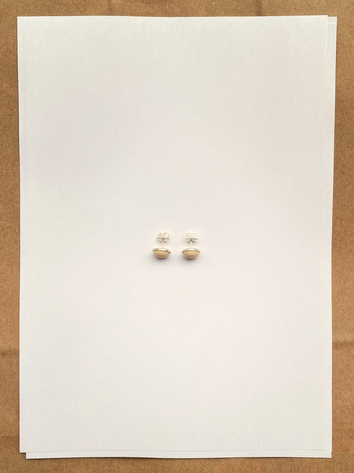 Mam earrings · Soja