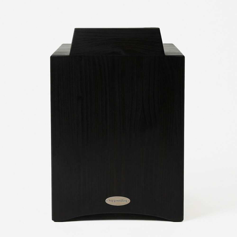 Monu Stool
