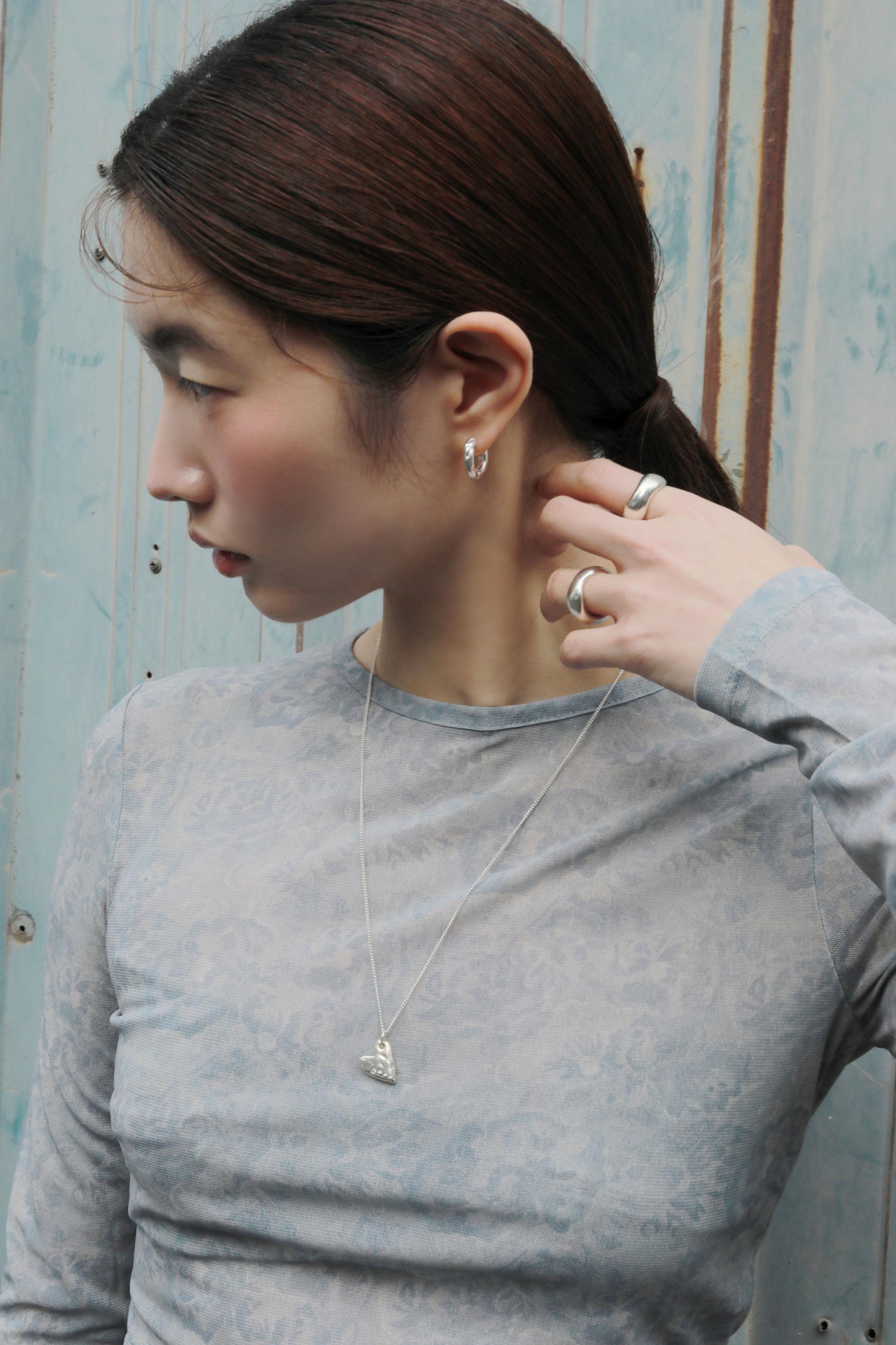 Natural bold ring