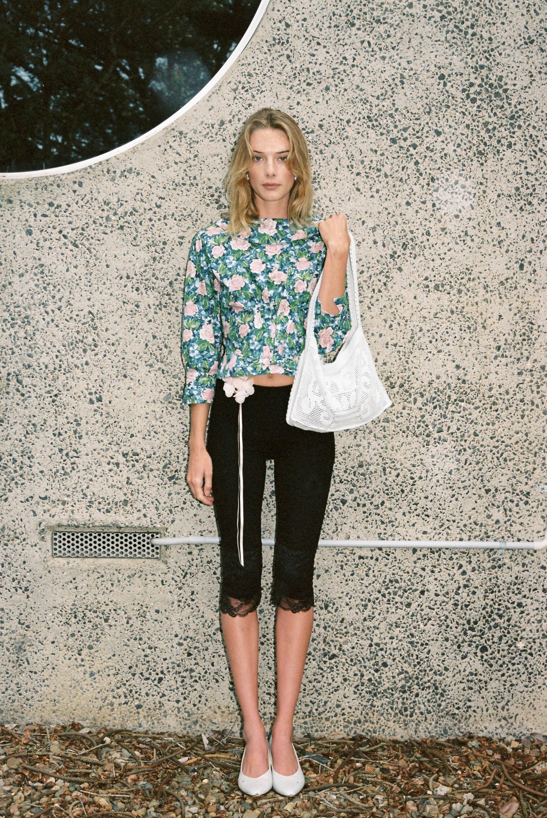 The Fountain Crochet Bag · Dove